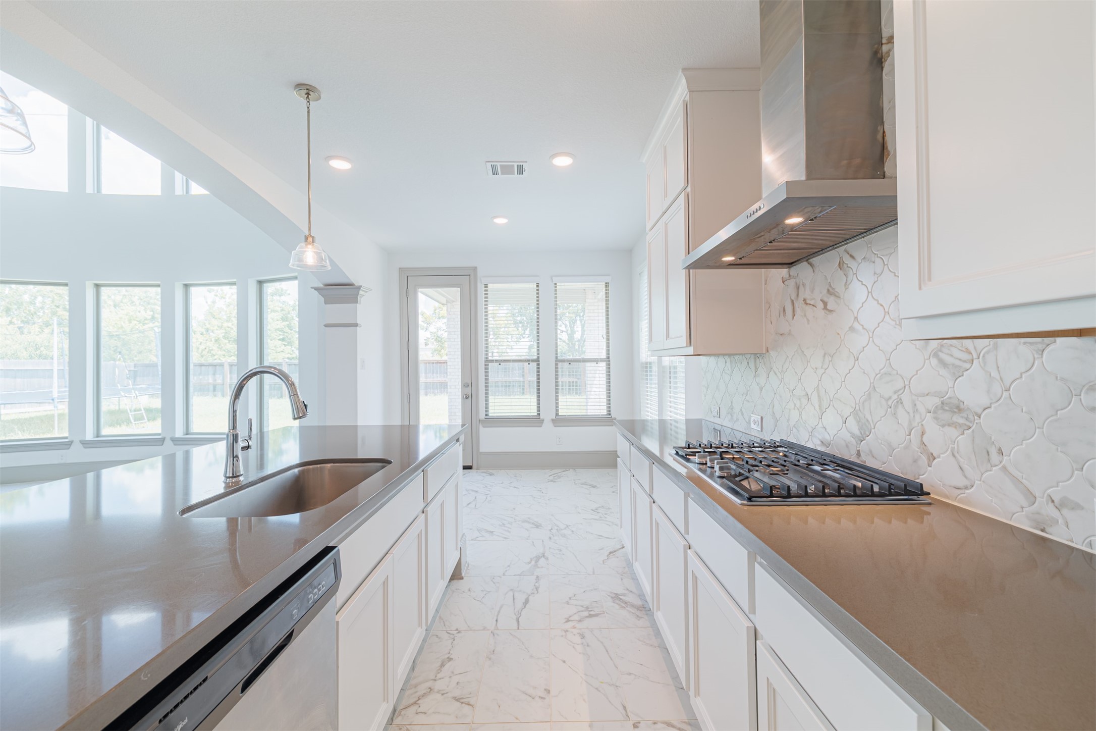 3306 Willow Fin Way Property Photo 12