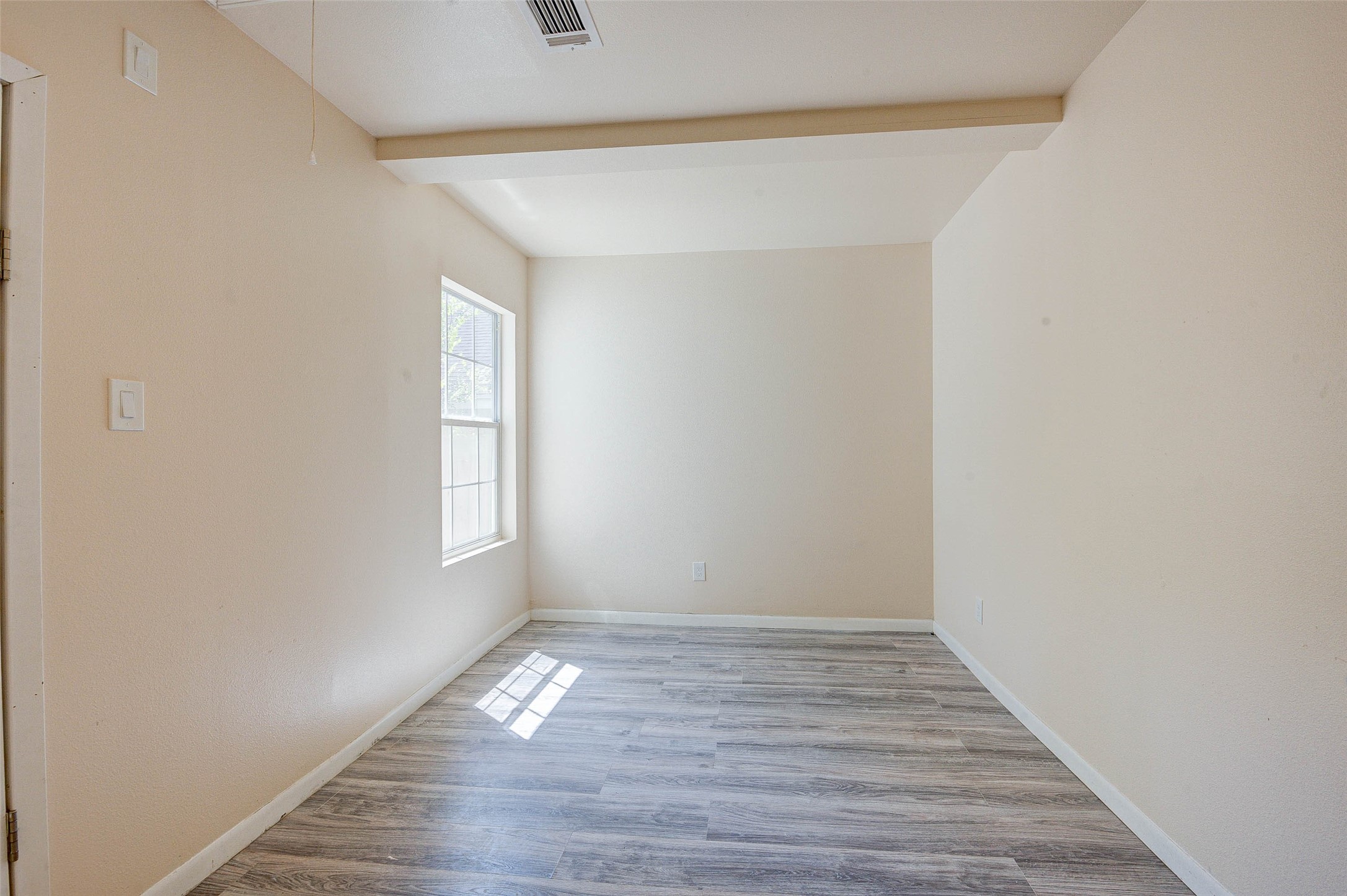 8709 Knox Street Property Photo 30