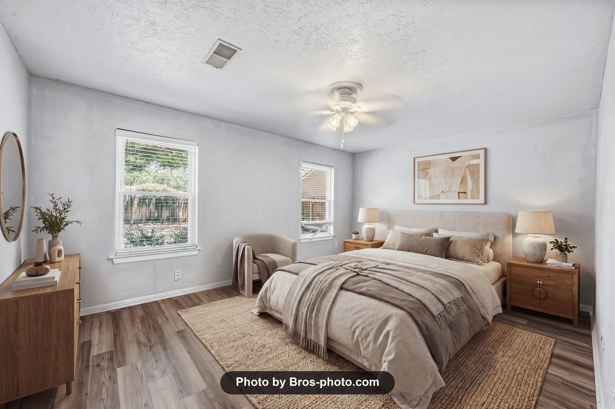 8306 Pine Falls Drive Property Photo 11