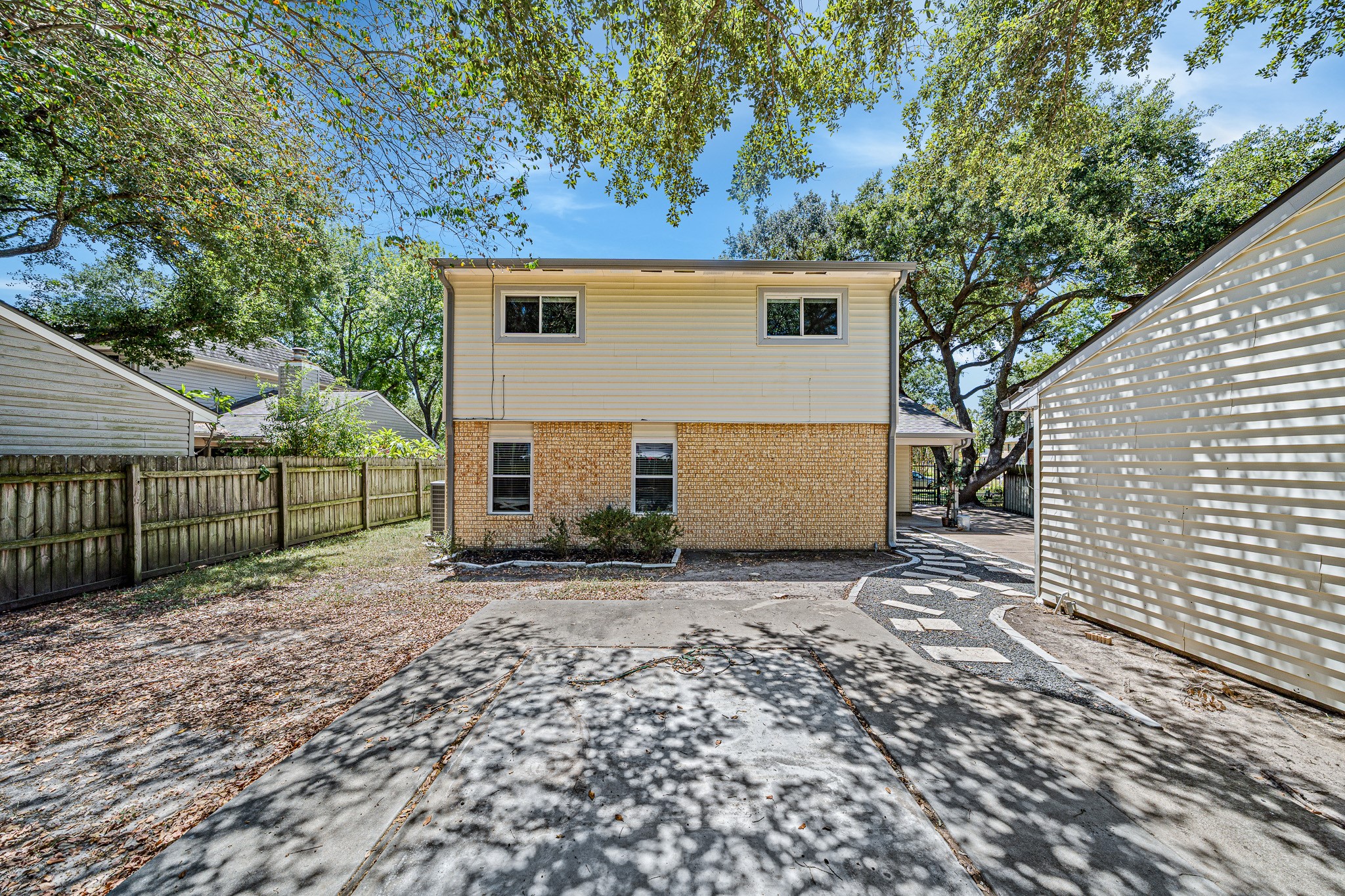 8306 Pine Falls Drive Property Photo 36