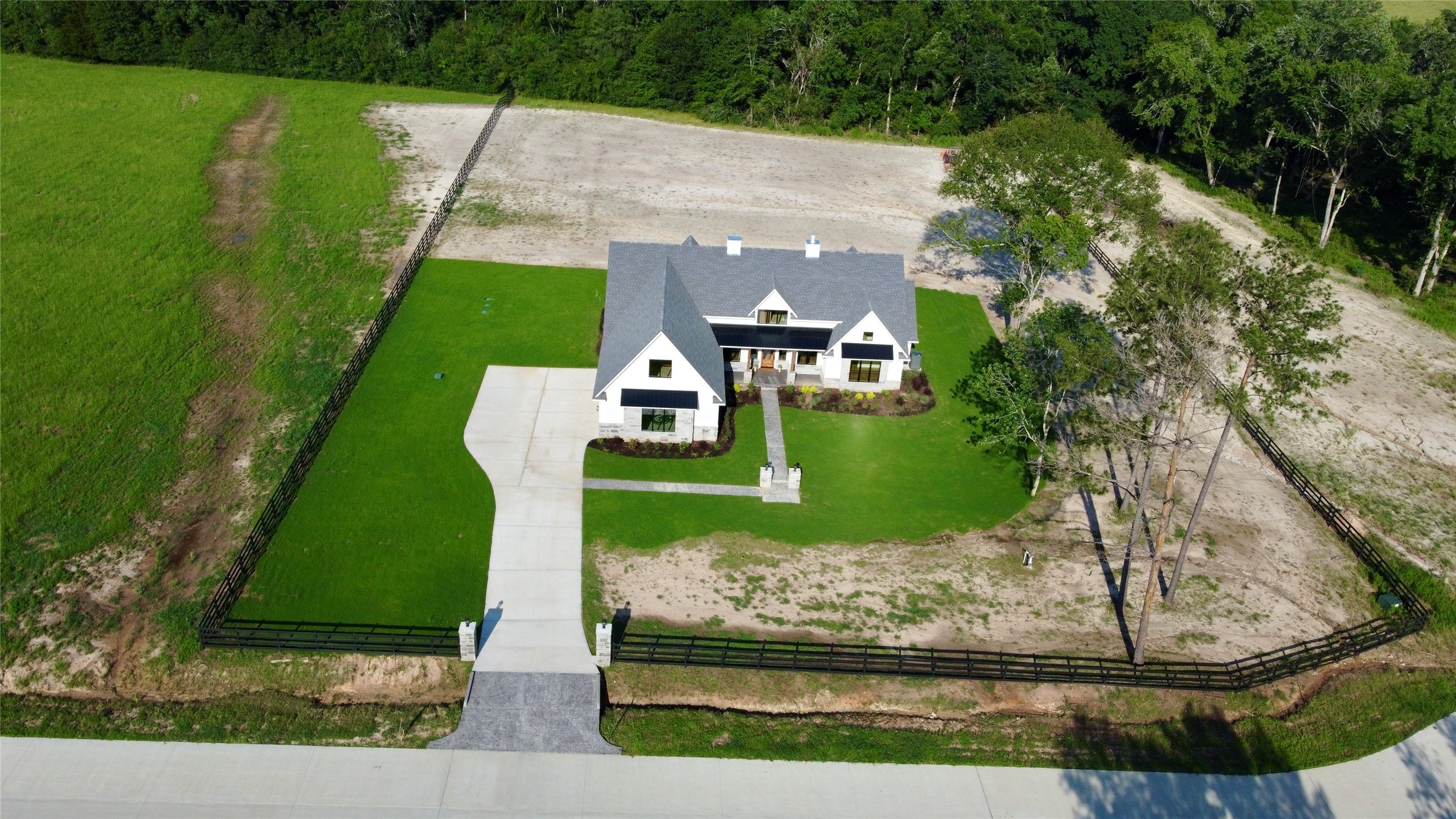 15457 Highlander Court Property Photo 1