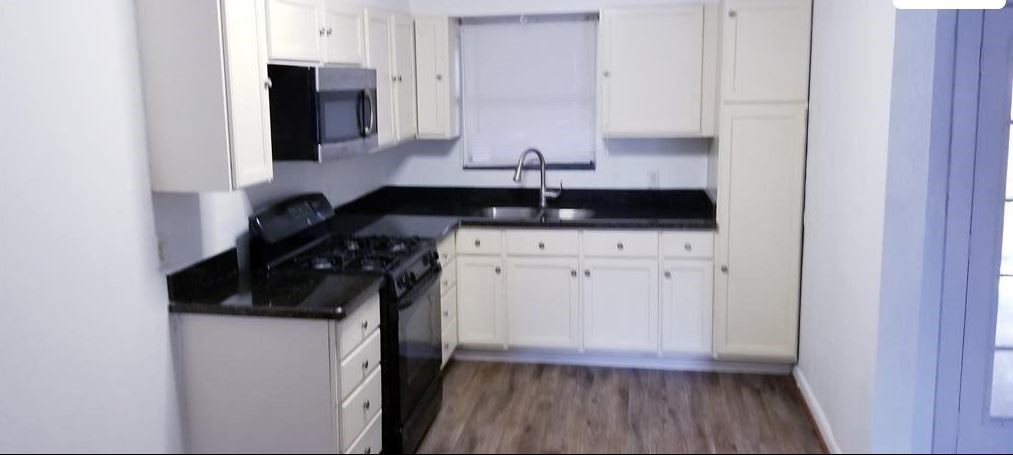 1611 Patrick Street Property Photo 5