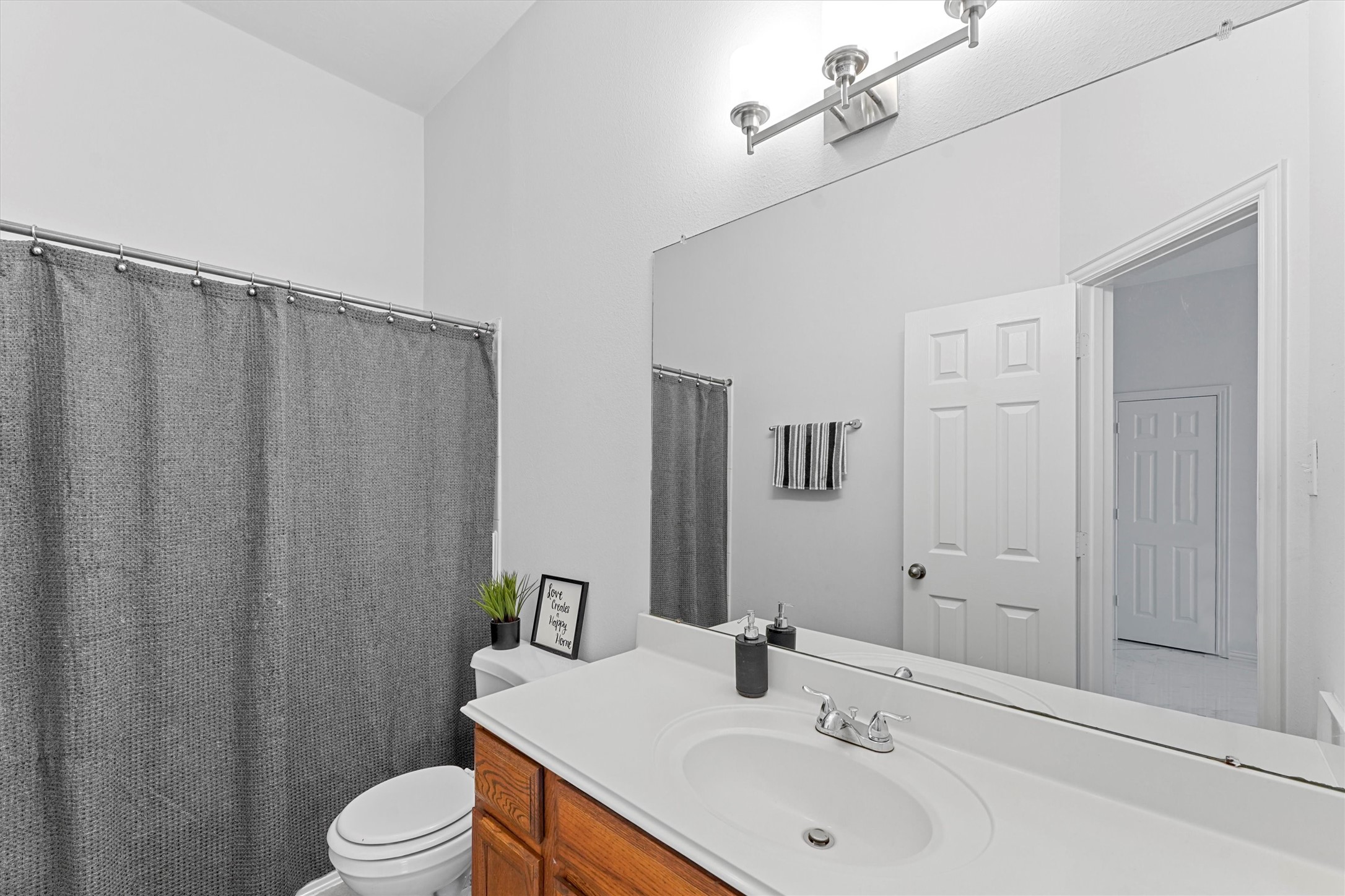 16219 Wilmington Park Lane Property Photo 36