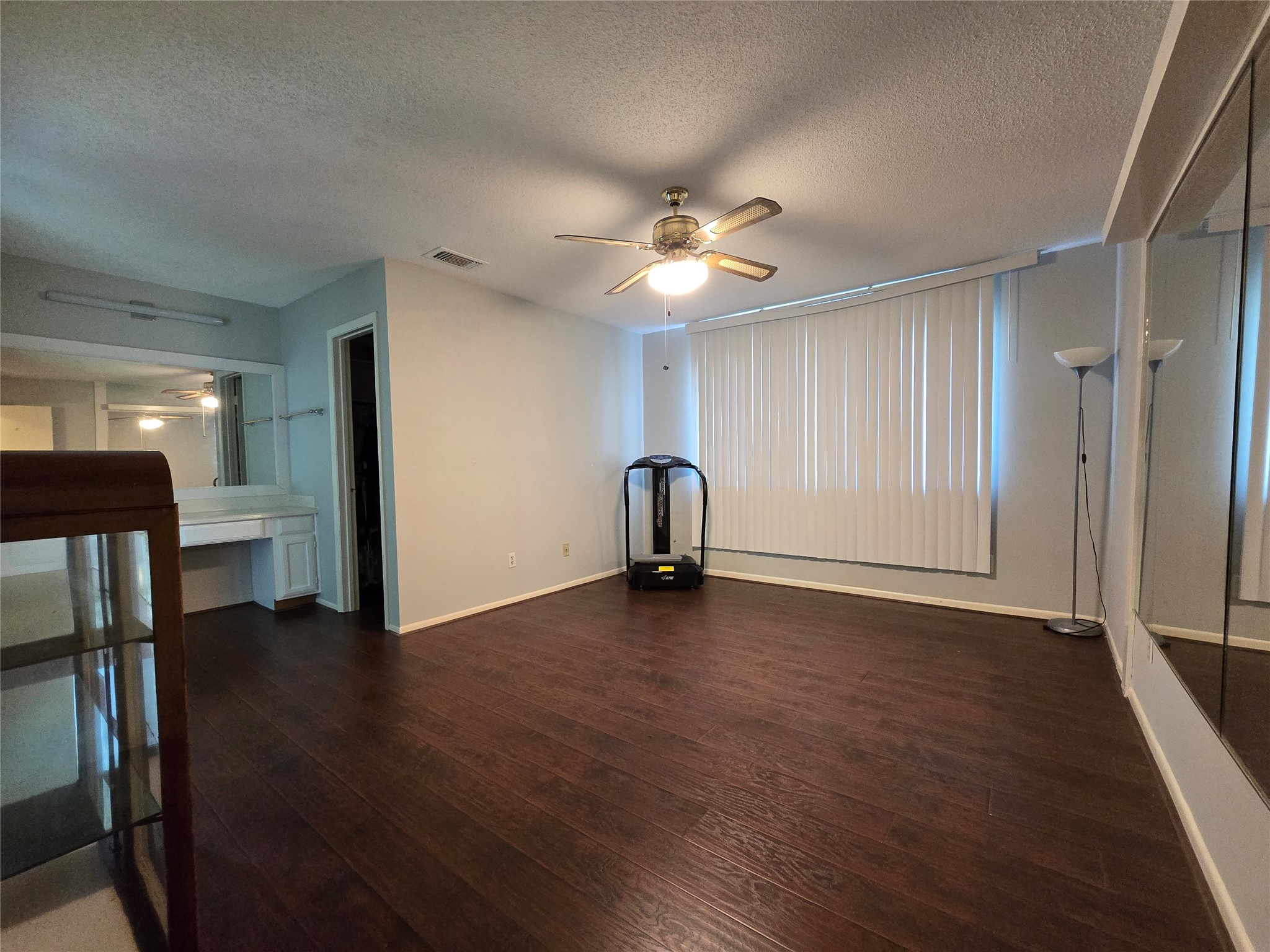 3118 Flintwood Drive Property Photo 12
