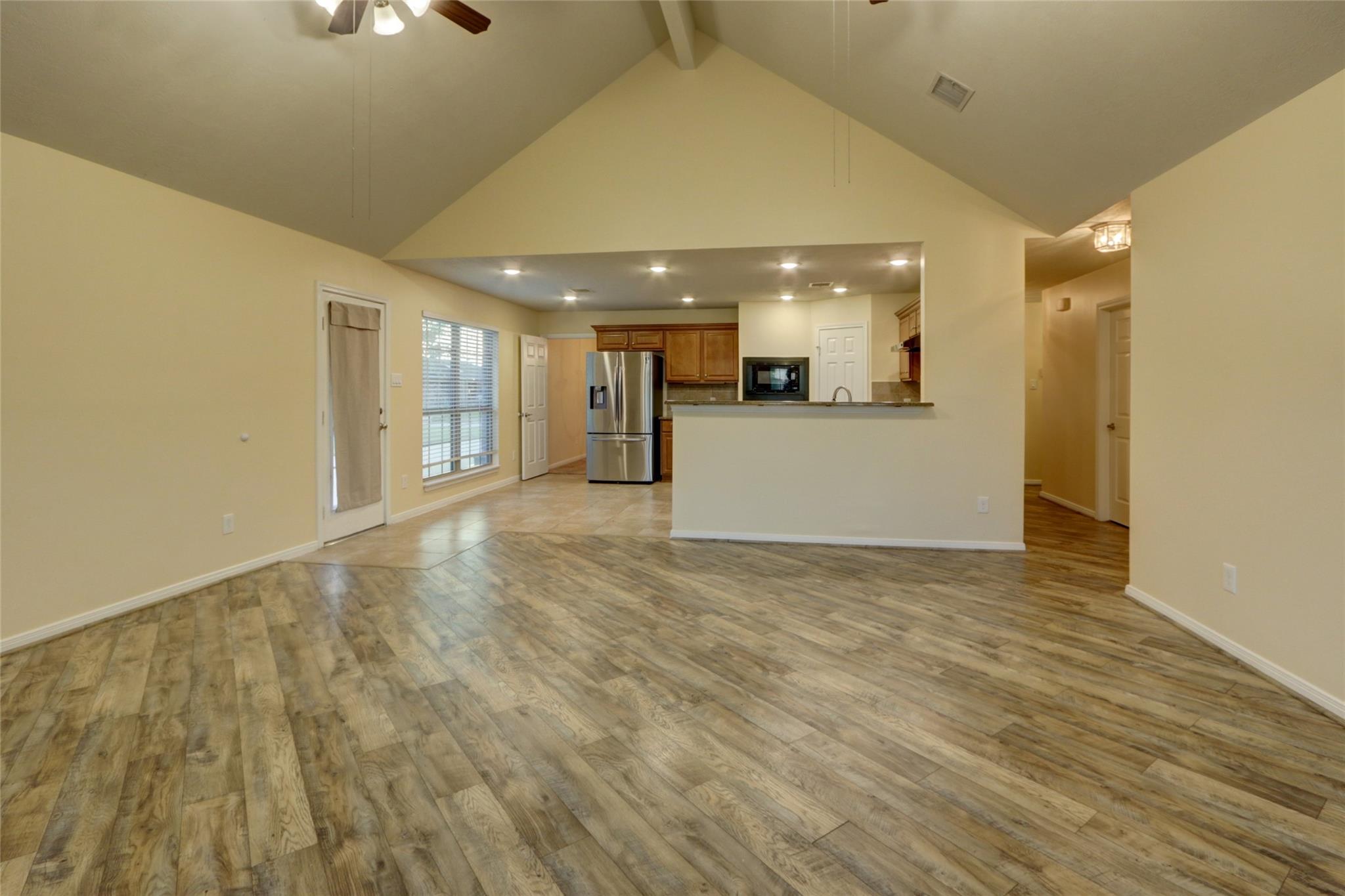 6611 Marble Falls Lane Property Photo 16