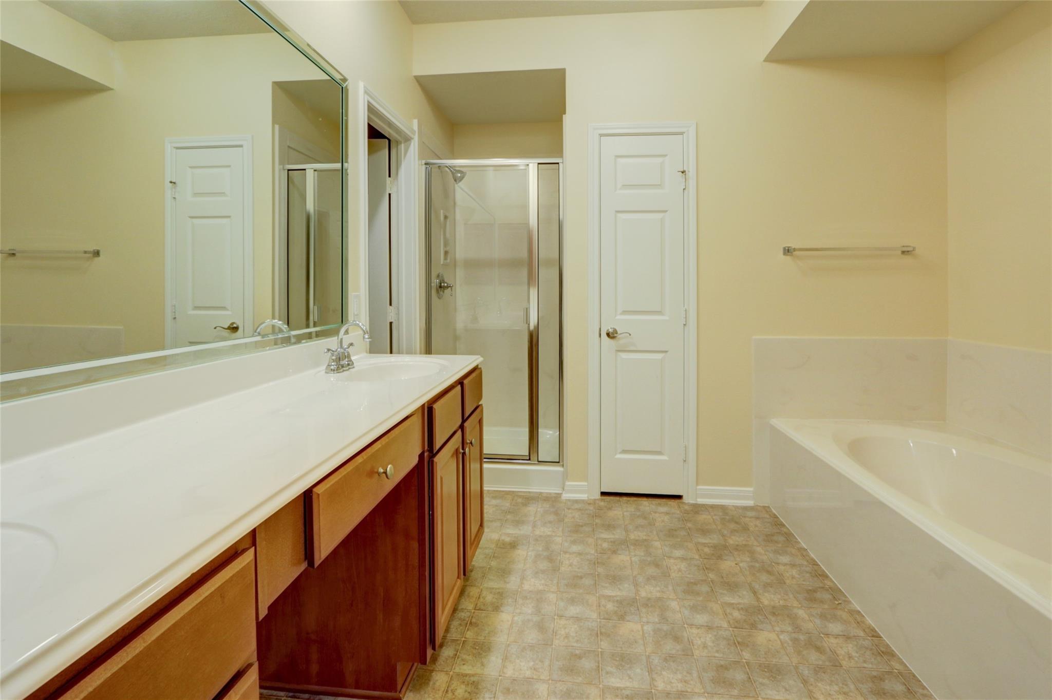 6611 Marble Falls Lane Property Photo 20