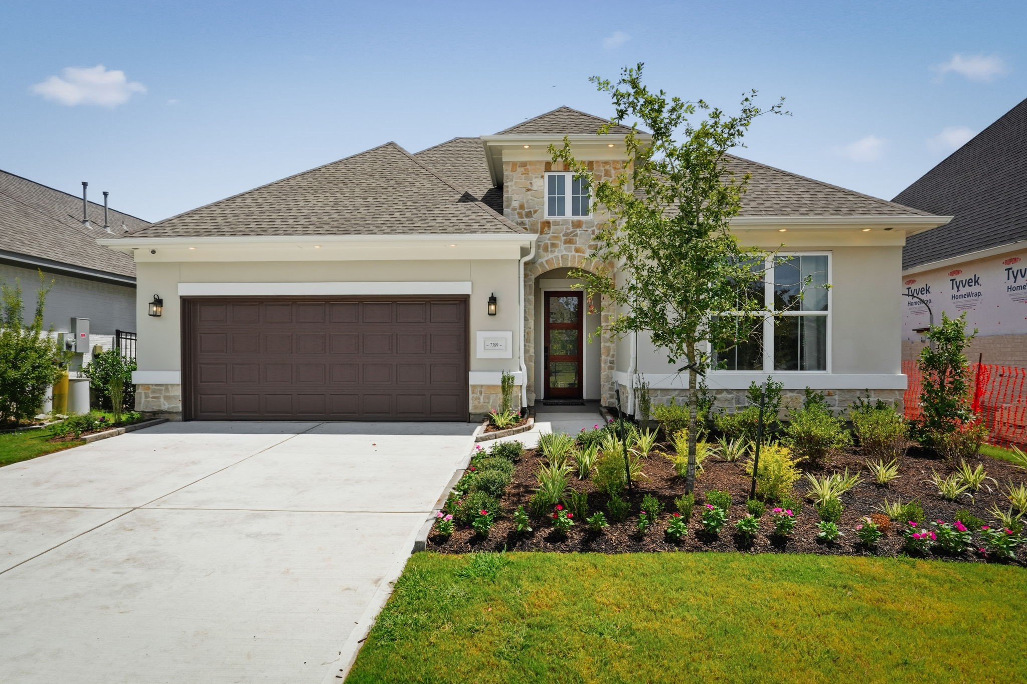 7389 Grandview Meadow Drive Property Photo 4