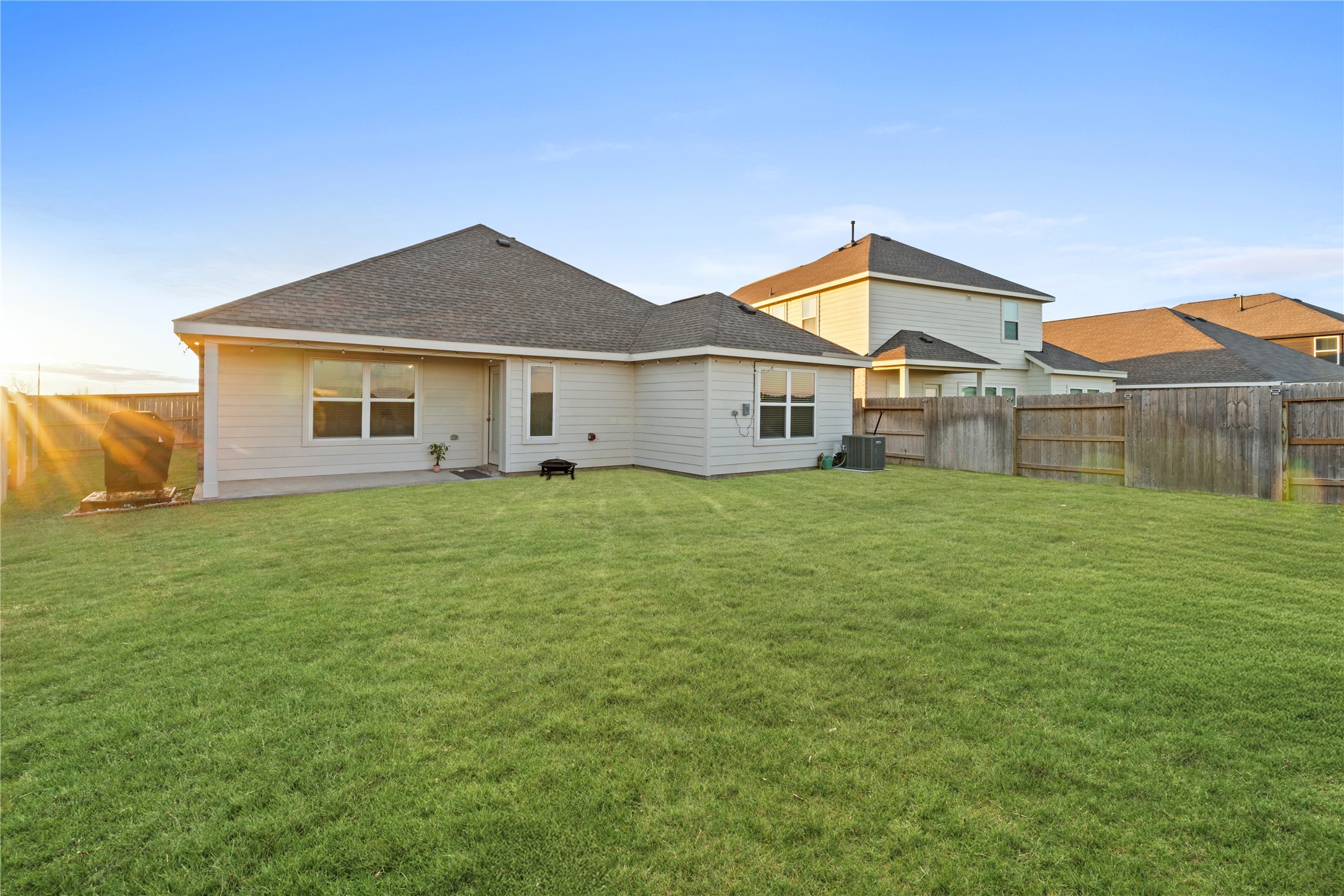 4604 Spoon Bill Cove Drive Property Photo 18