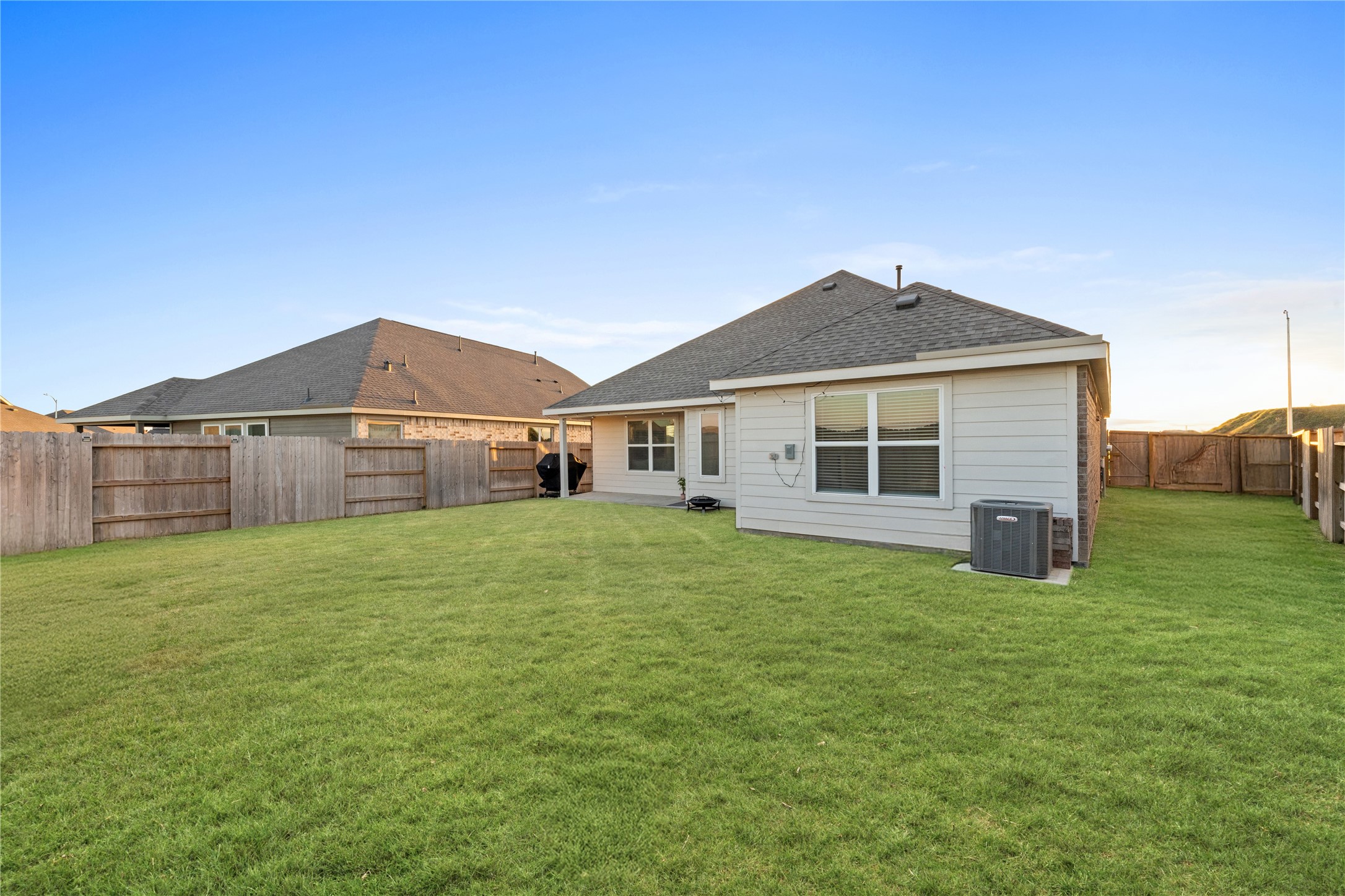 4604 Spoon Bill Cove Drive Property Photo 19