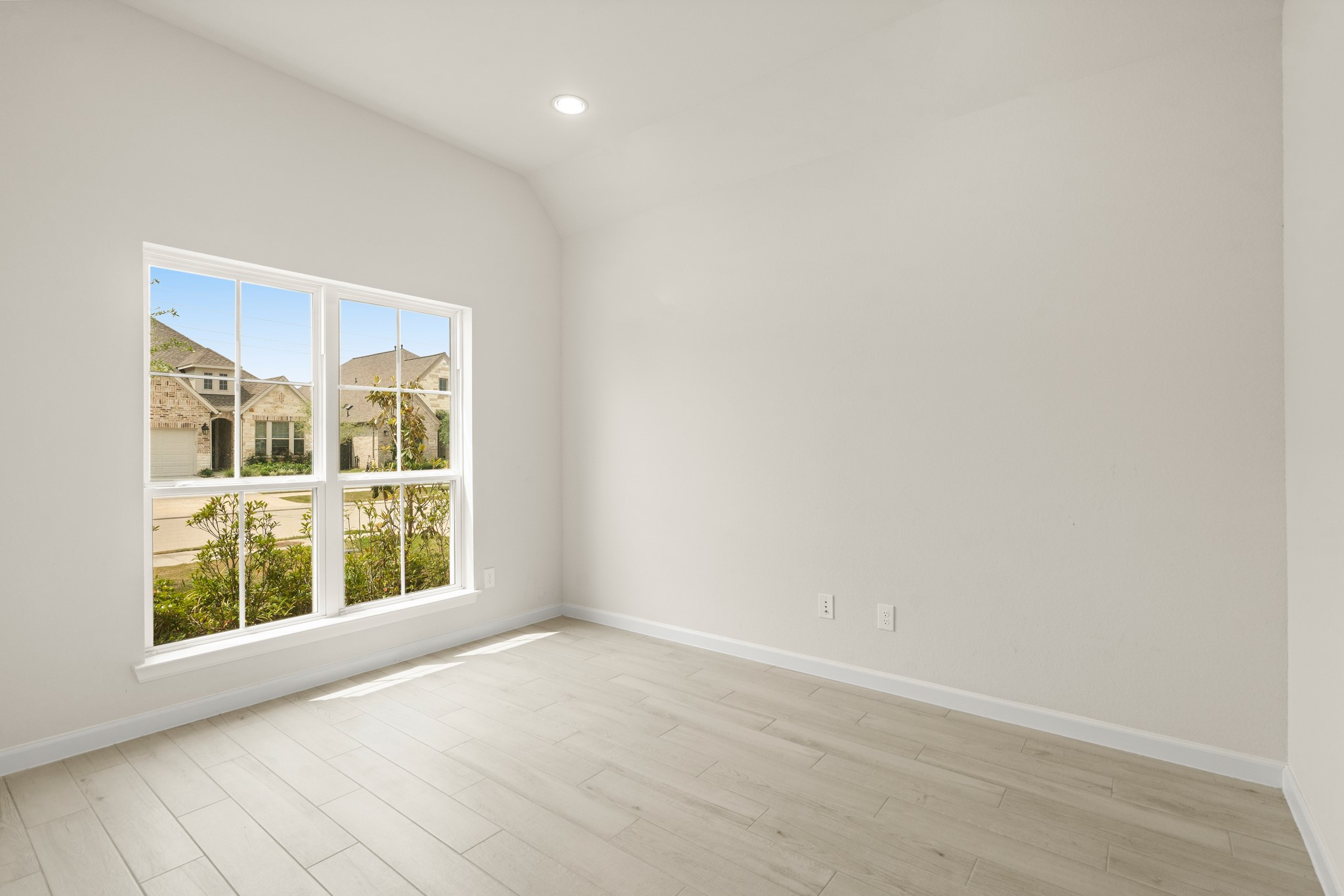 142 Amaranth Way Property Photo 21