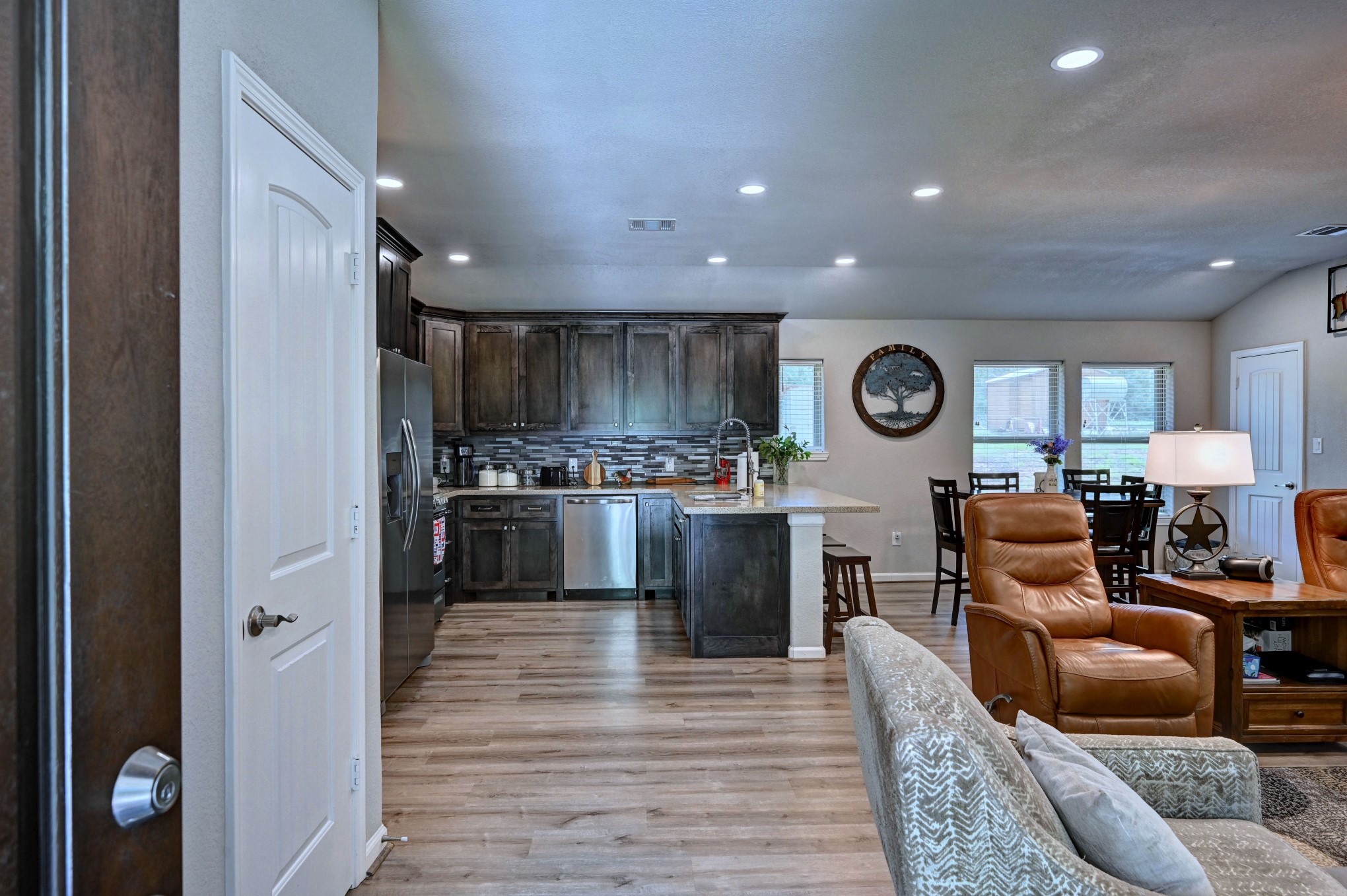 15508 Highway 105 E Property Photo 12