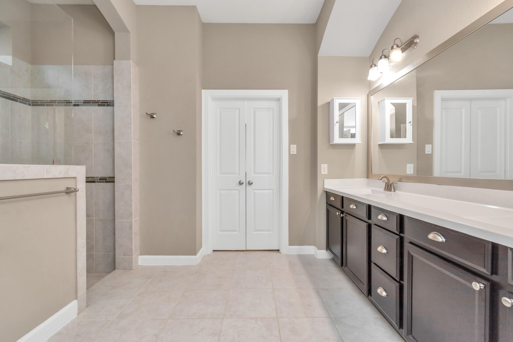 2627 Lazy Vine Lane Property Photo 18