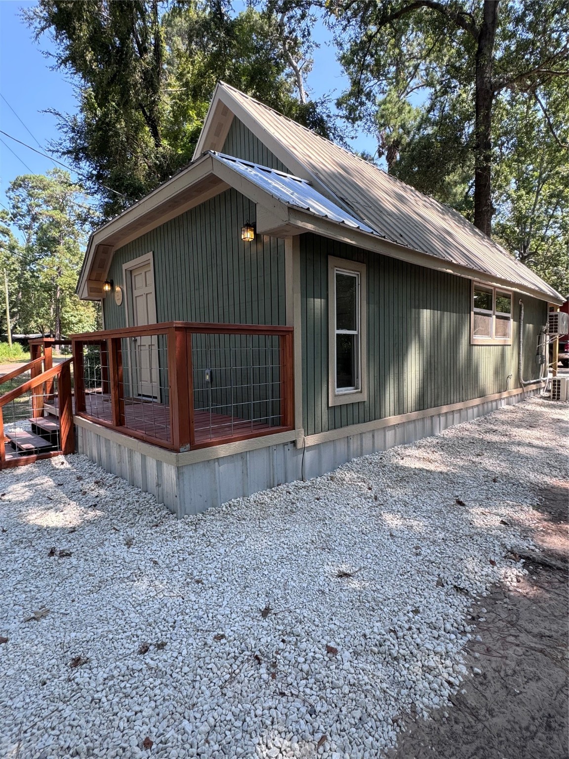 615 Gazelle Property Photo 1