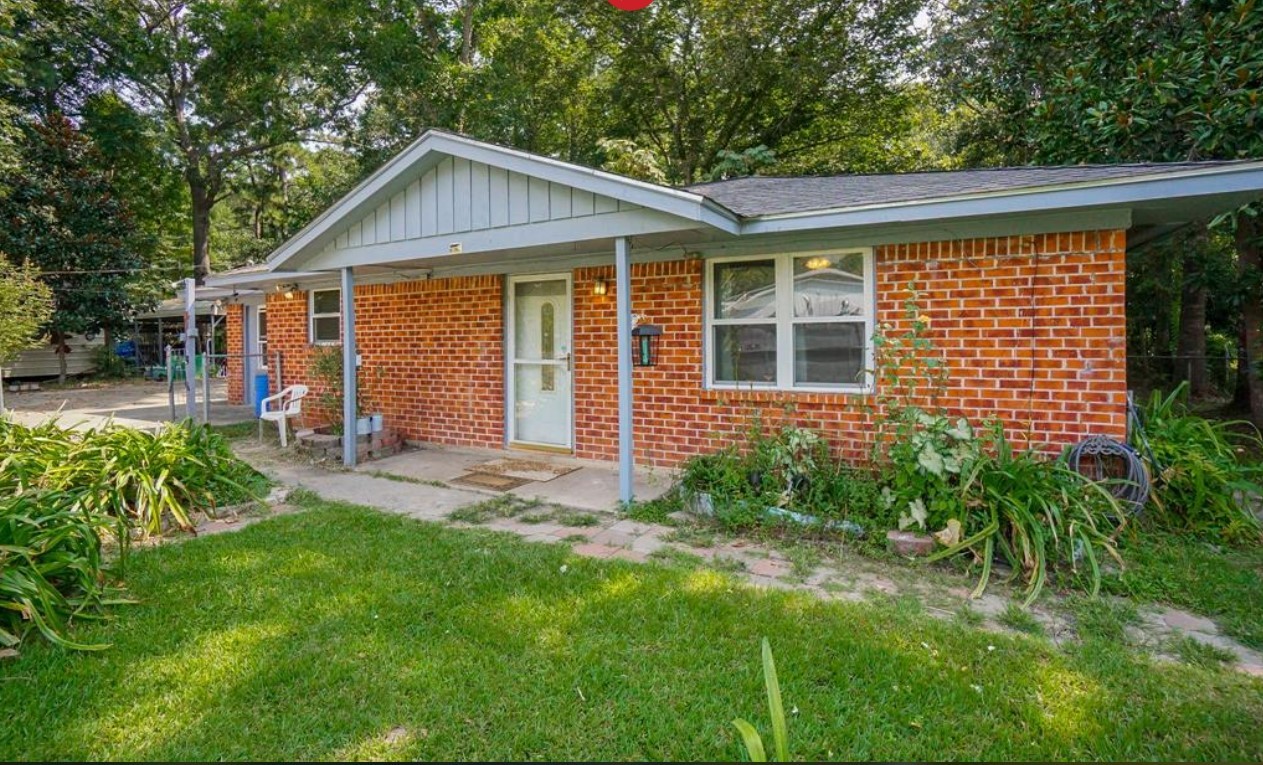 26745 F M 2090 Road Property Photo 1