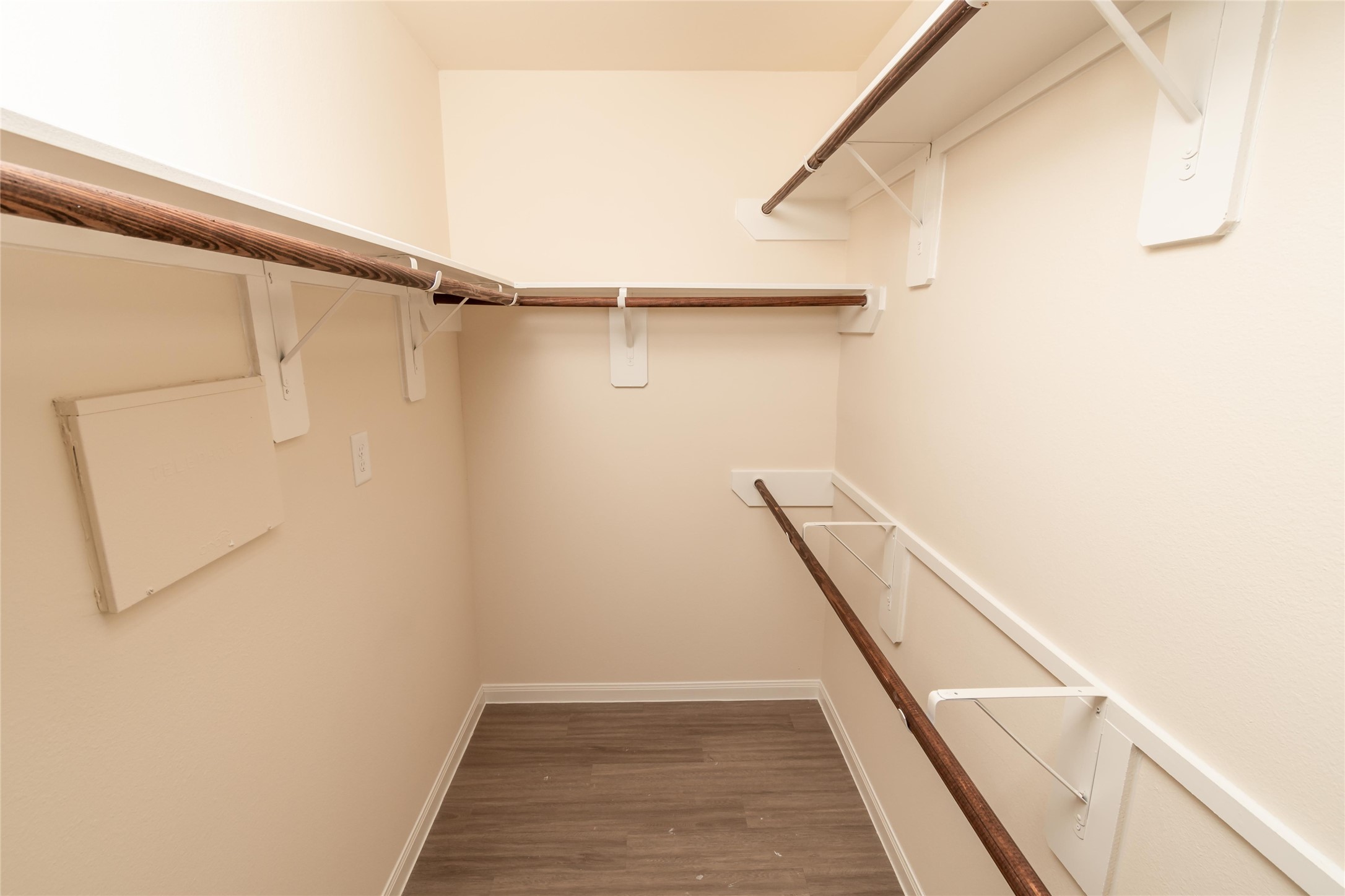 4103 Silver Ranch Road Property Photo 6