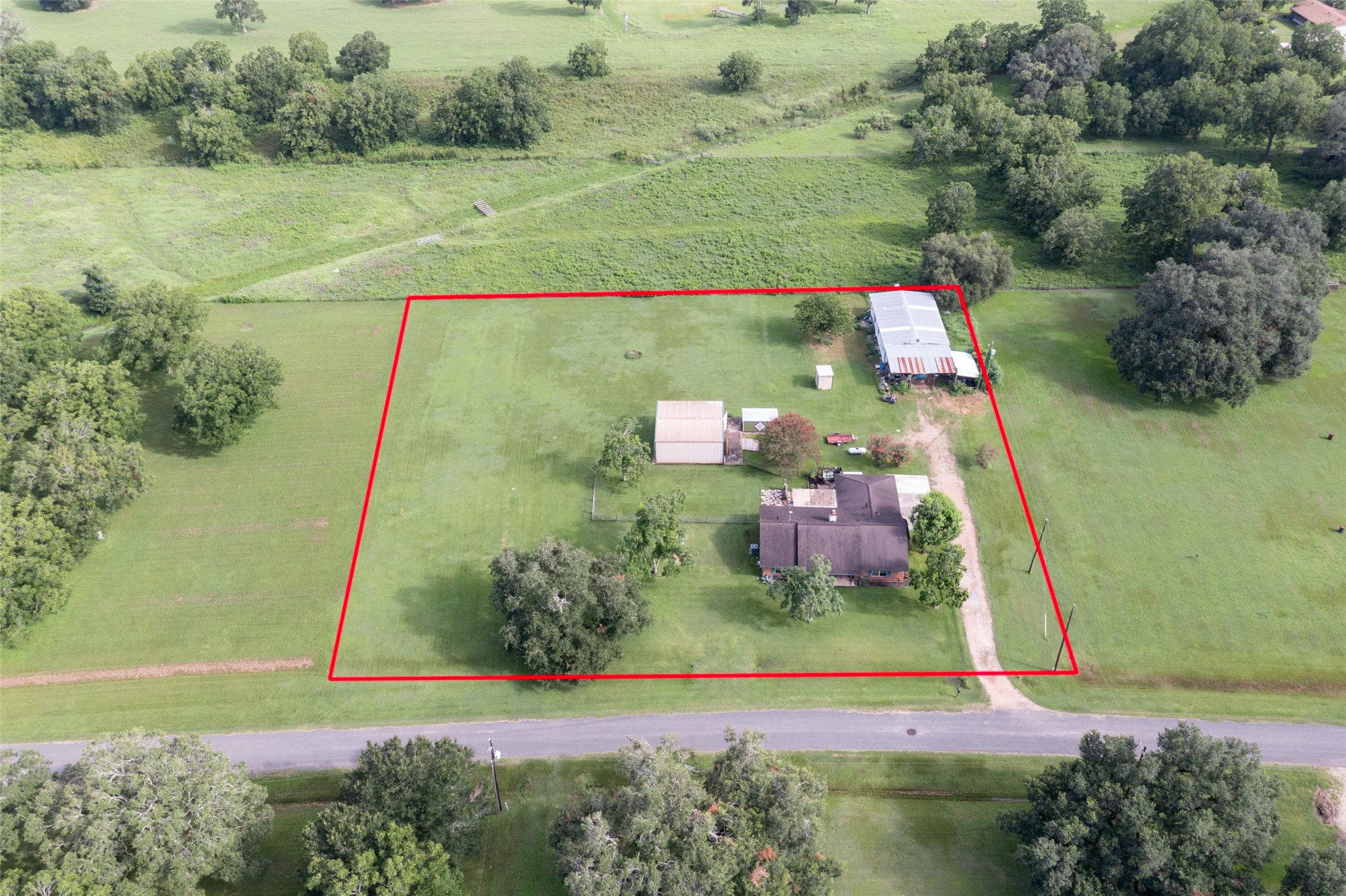 318 Brockman Road / County Road 174