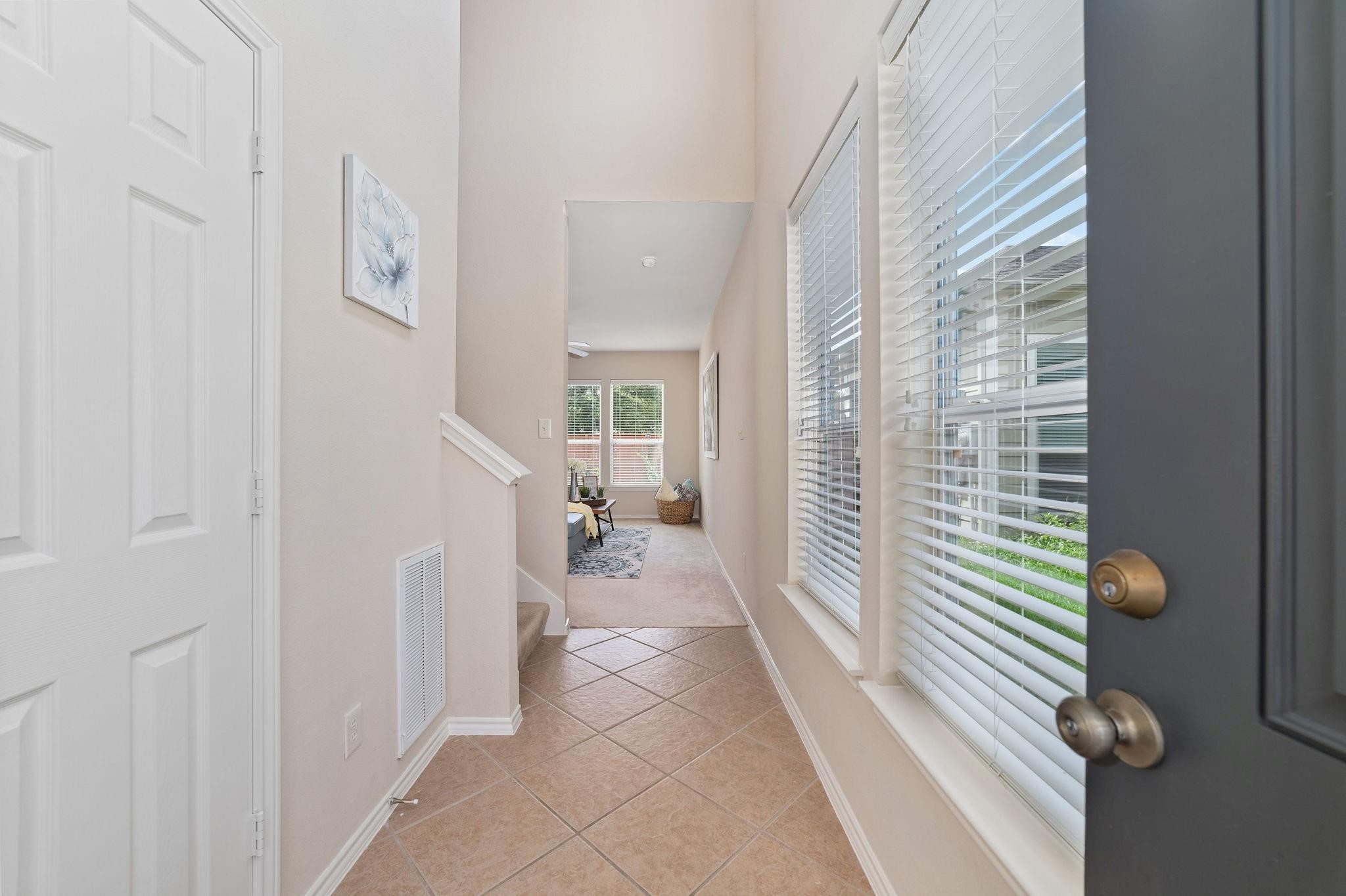 14923 Tuttle Point Drive Property Photo 4