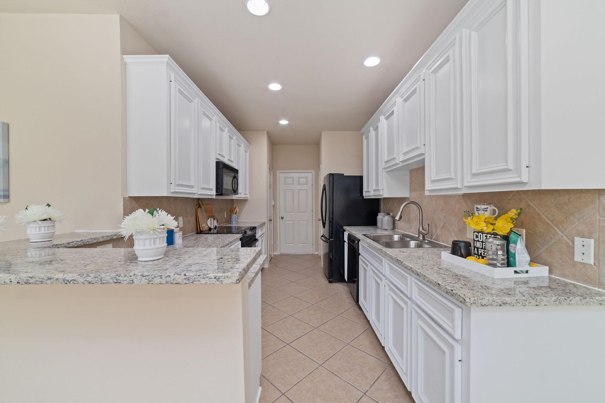 14923 Tuttle Point Drive Property Photo 10
