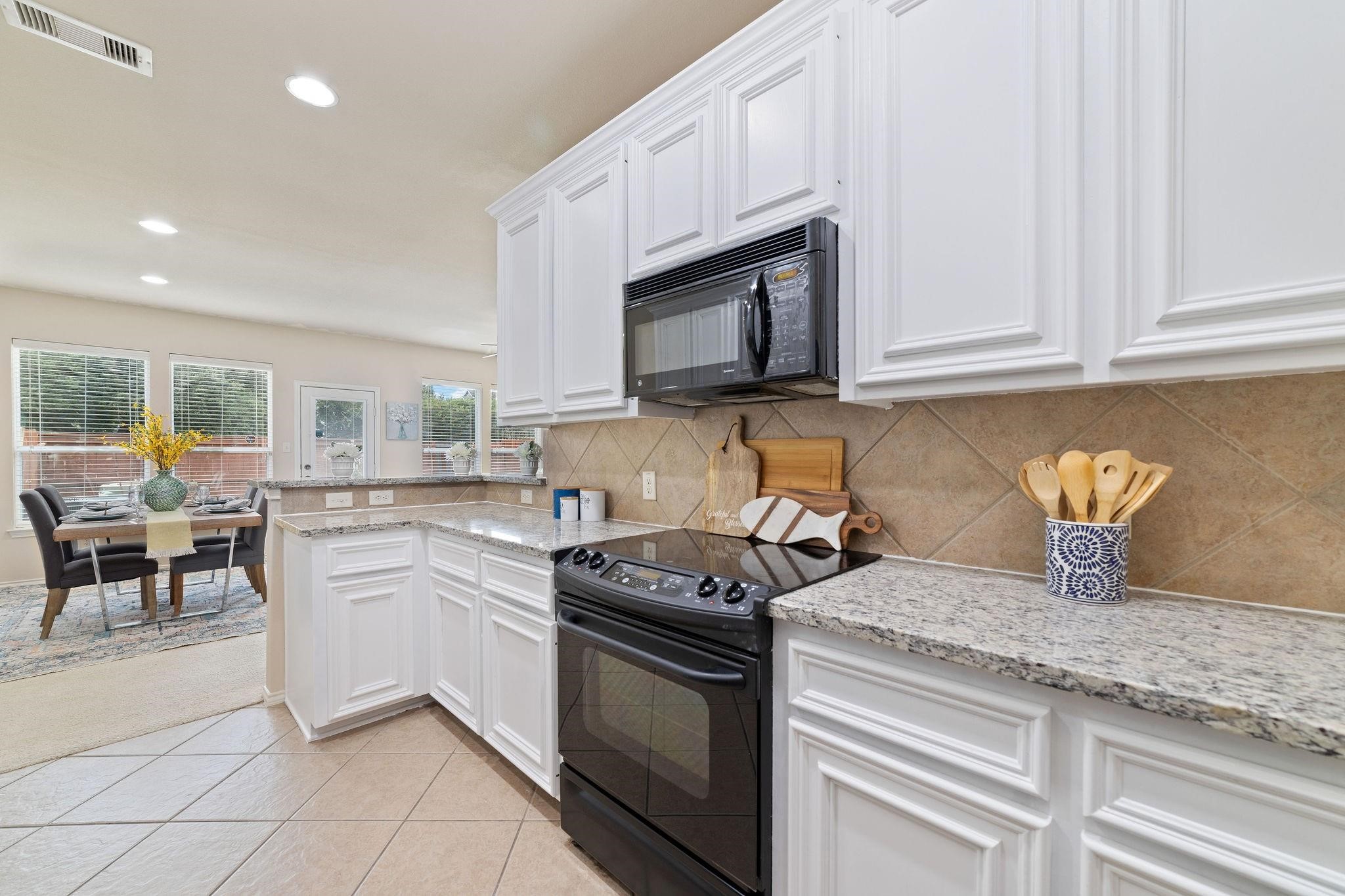 14923 Tuttle Point Drive Property Photo 11