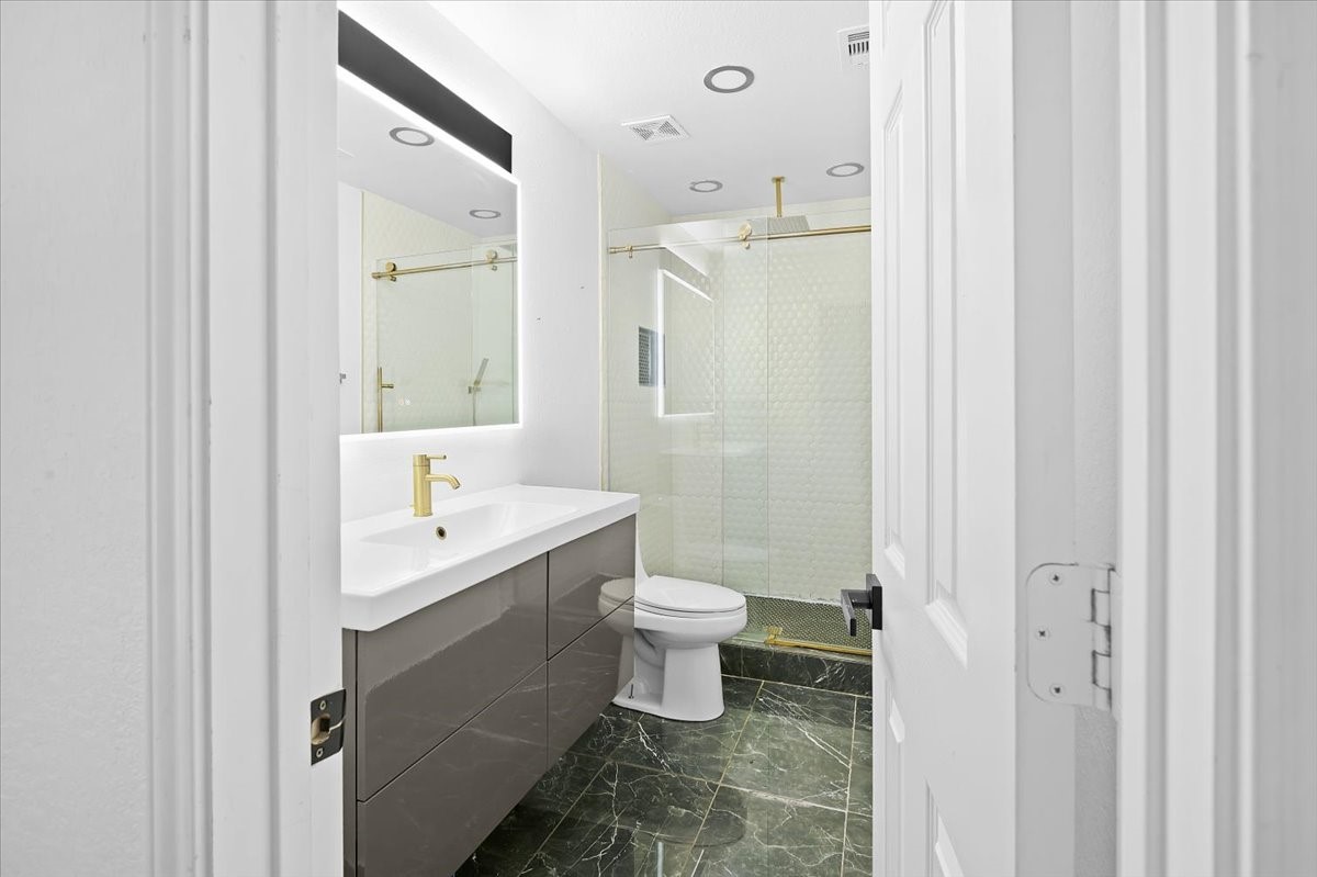 3307 Single Ridge Way Way Property Photo 17