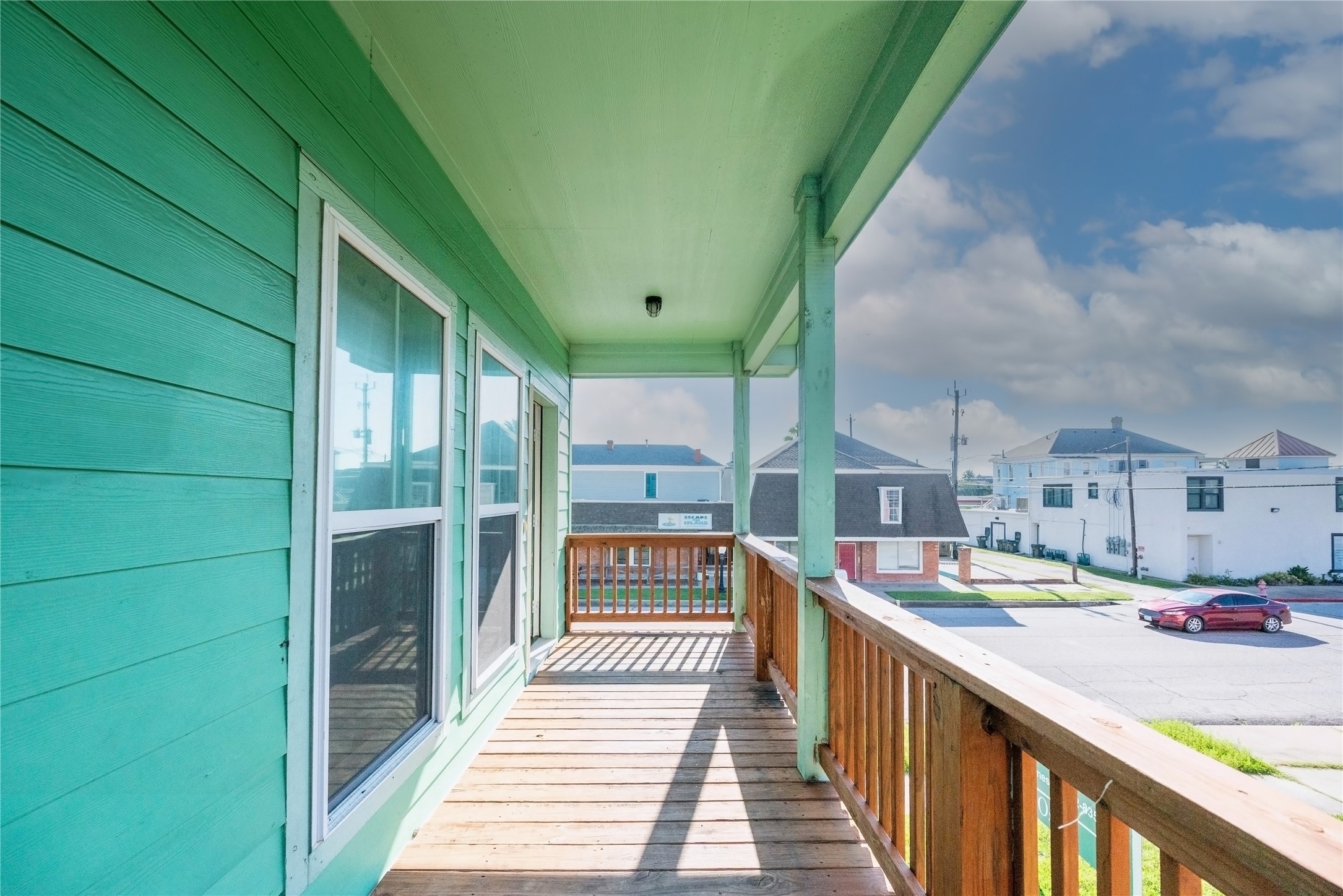 2101 Sealy Street Property Photo 4