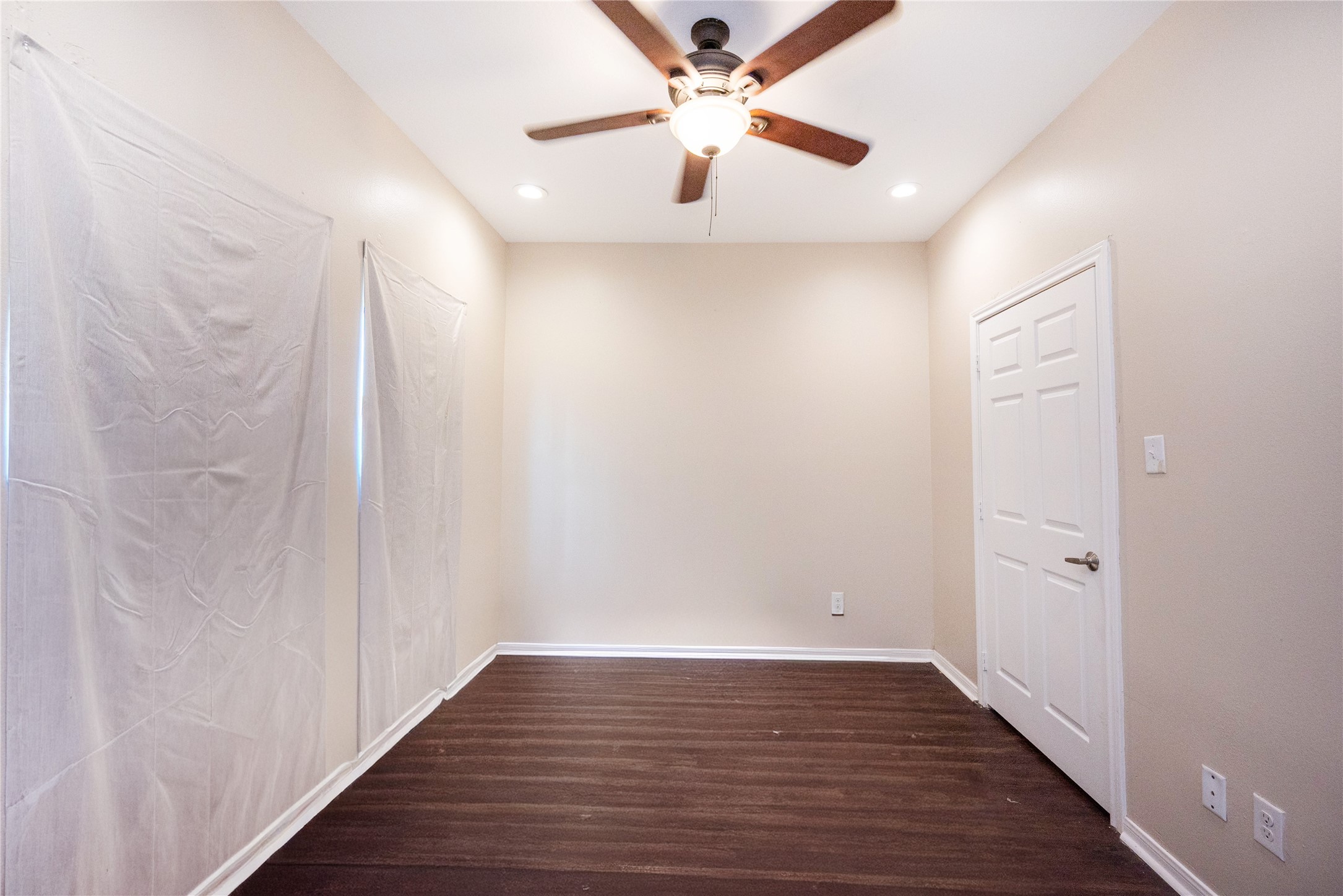 2101 Sealy Street Property Photo 15