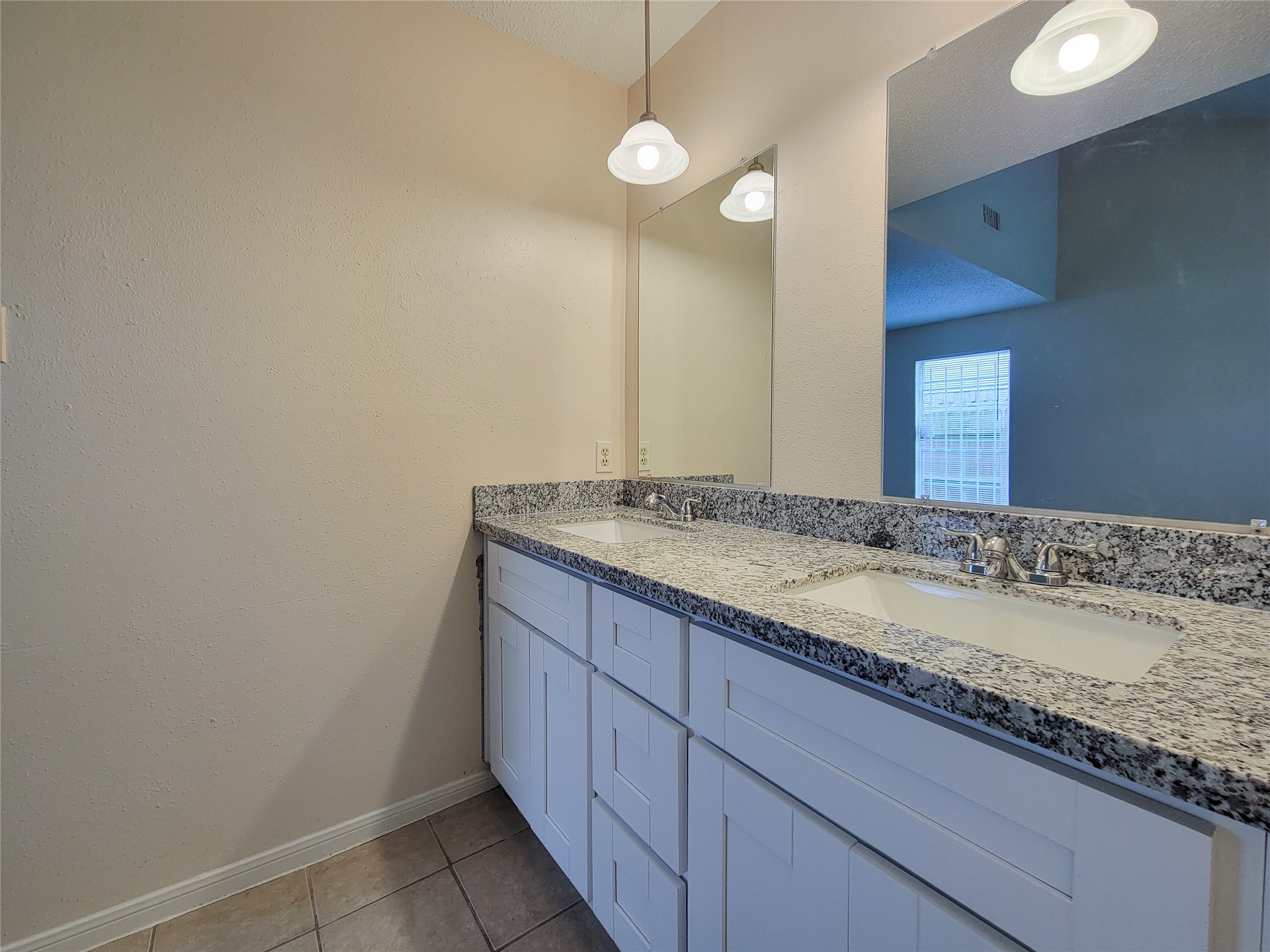 1210 New Tree Lane Property Photo 18
