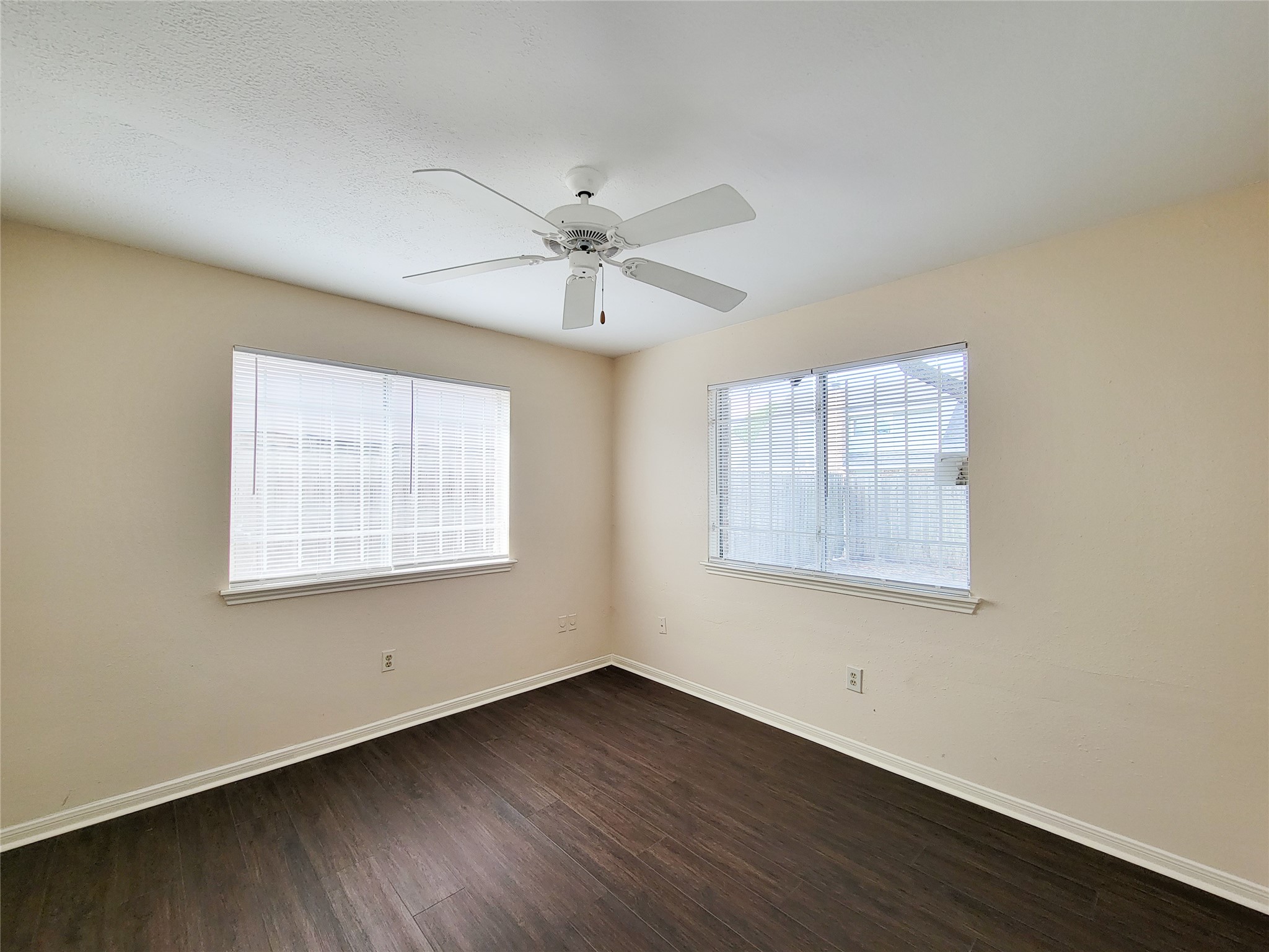 1210 New Tree Lane Property Photo 21