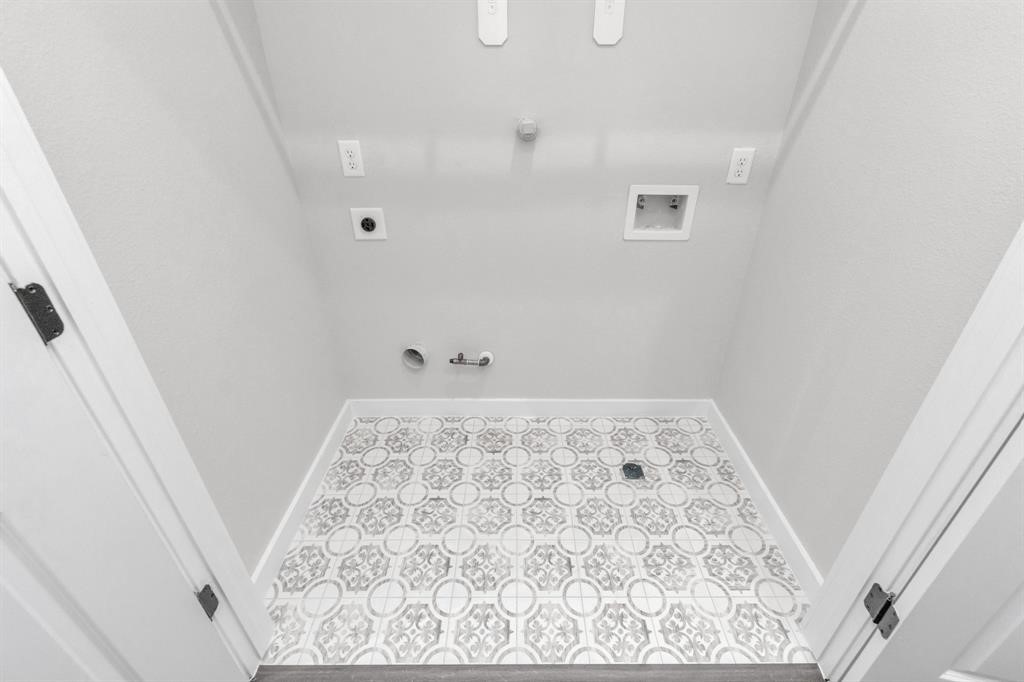 4622 Clover Street Property Photo 17