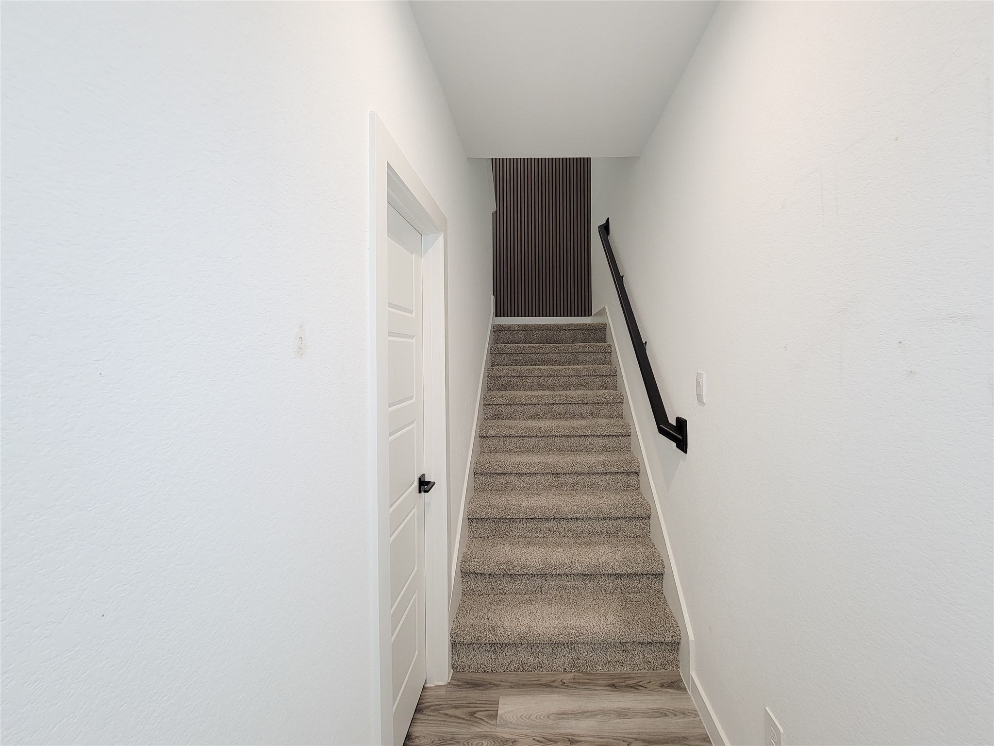 3225 Creston Gate Drive Property Photo 13