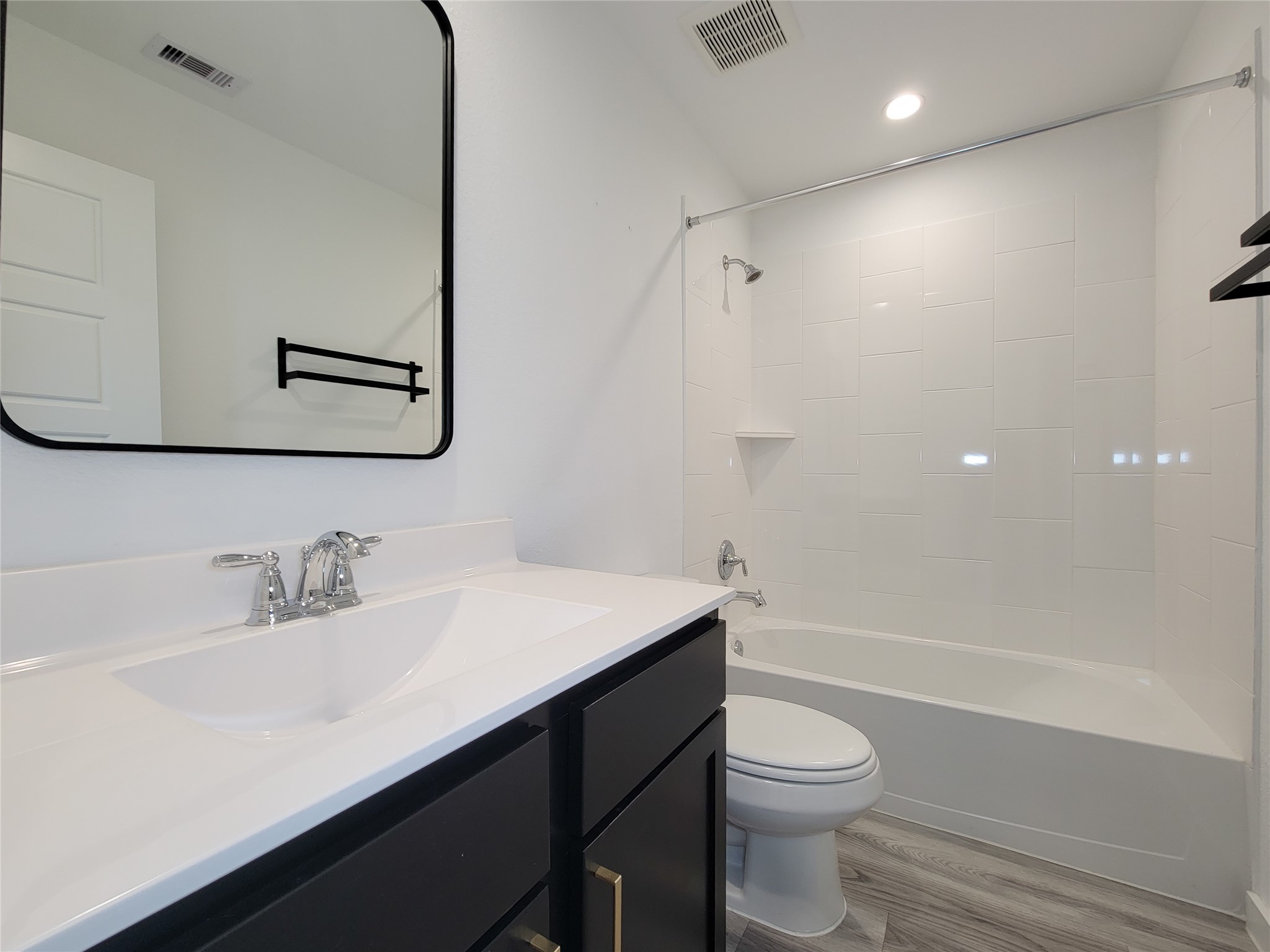 3225 Creston Gate Drive Property Photo 32