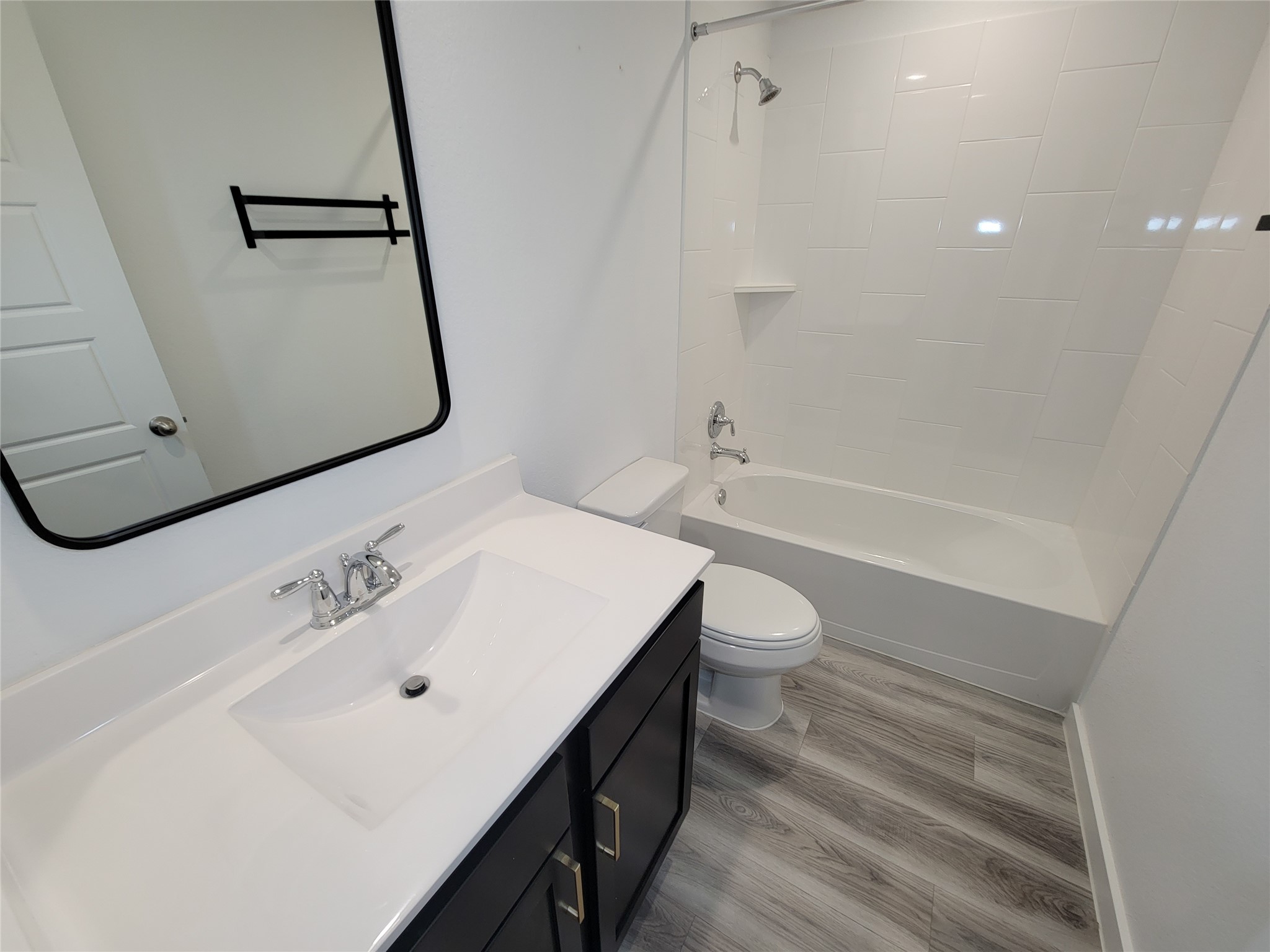 3225 Creston Gate Drive Property Photo 33