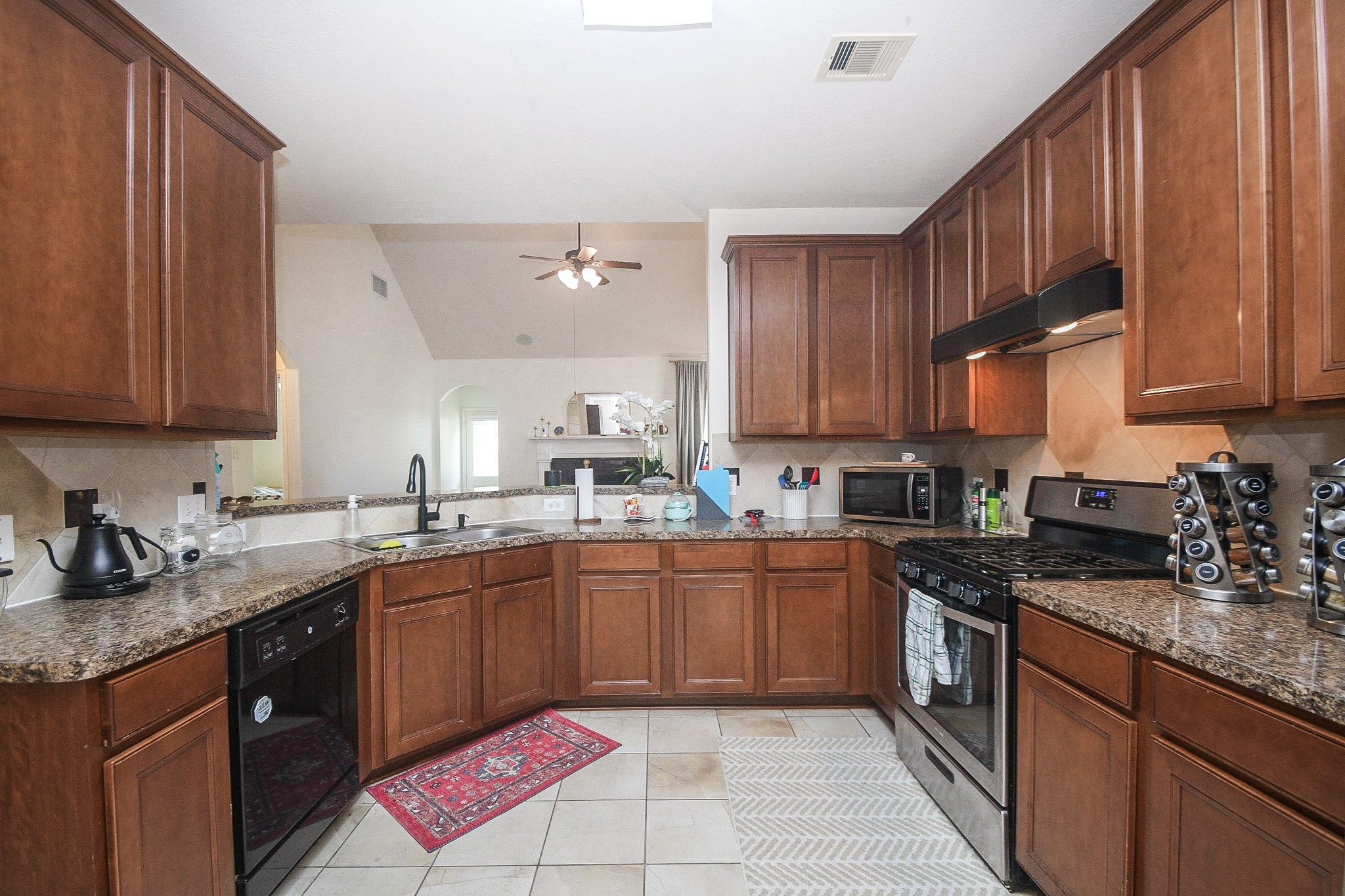 14632 Branchwest Drive Property Photo 5