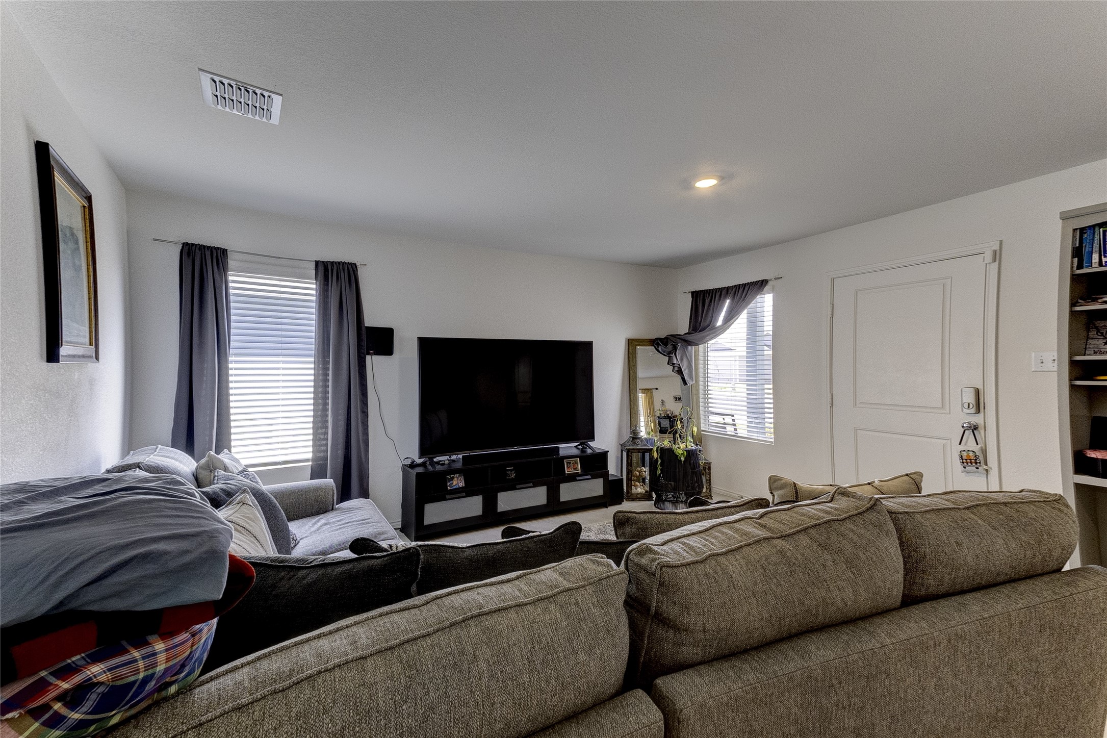 5708 Manarchos Lane Property Photo 4