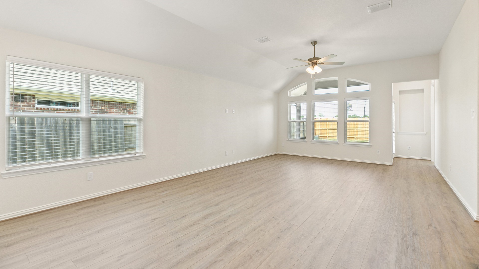 31015 Eagle Crag Road Property Photo 7