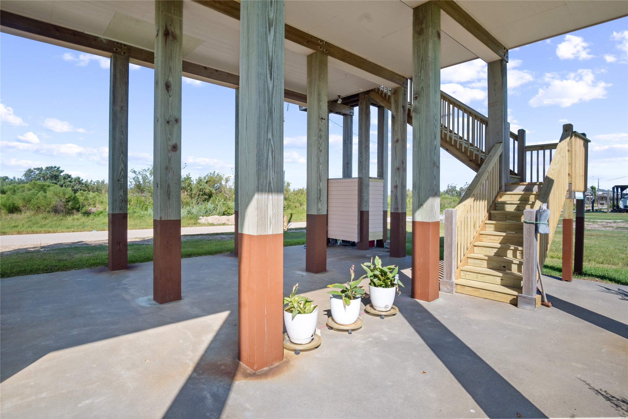 1044 Waco Road Property Photo 6