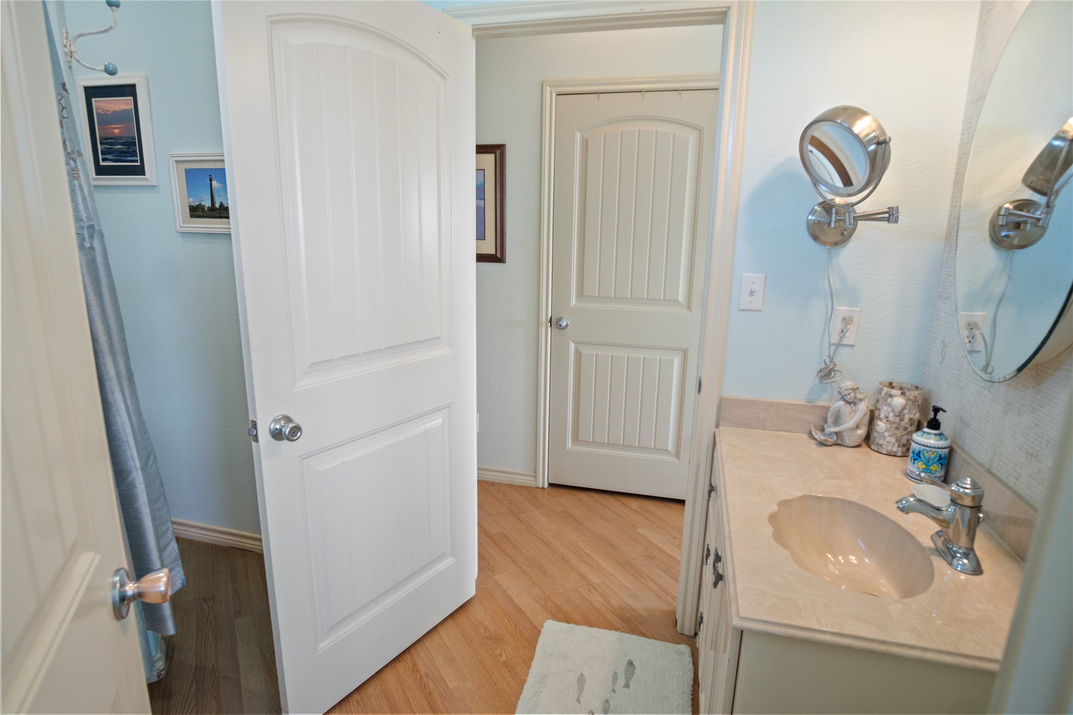 1044 Waco Road Property Photo 15