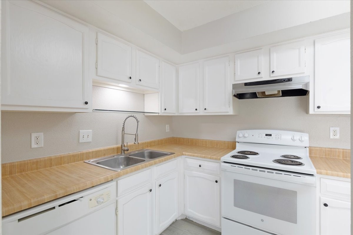 10254 Bridgeland Lane Property Photo 8