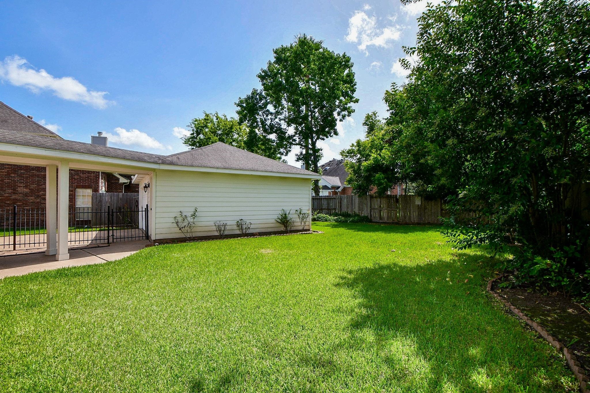 5430 Davids Bend Drive Property Photo 6
