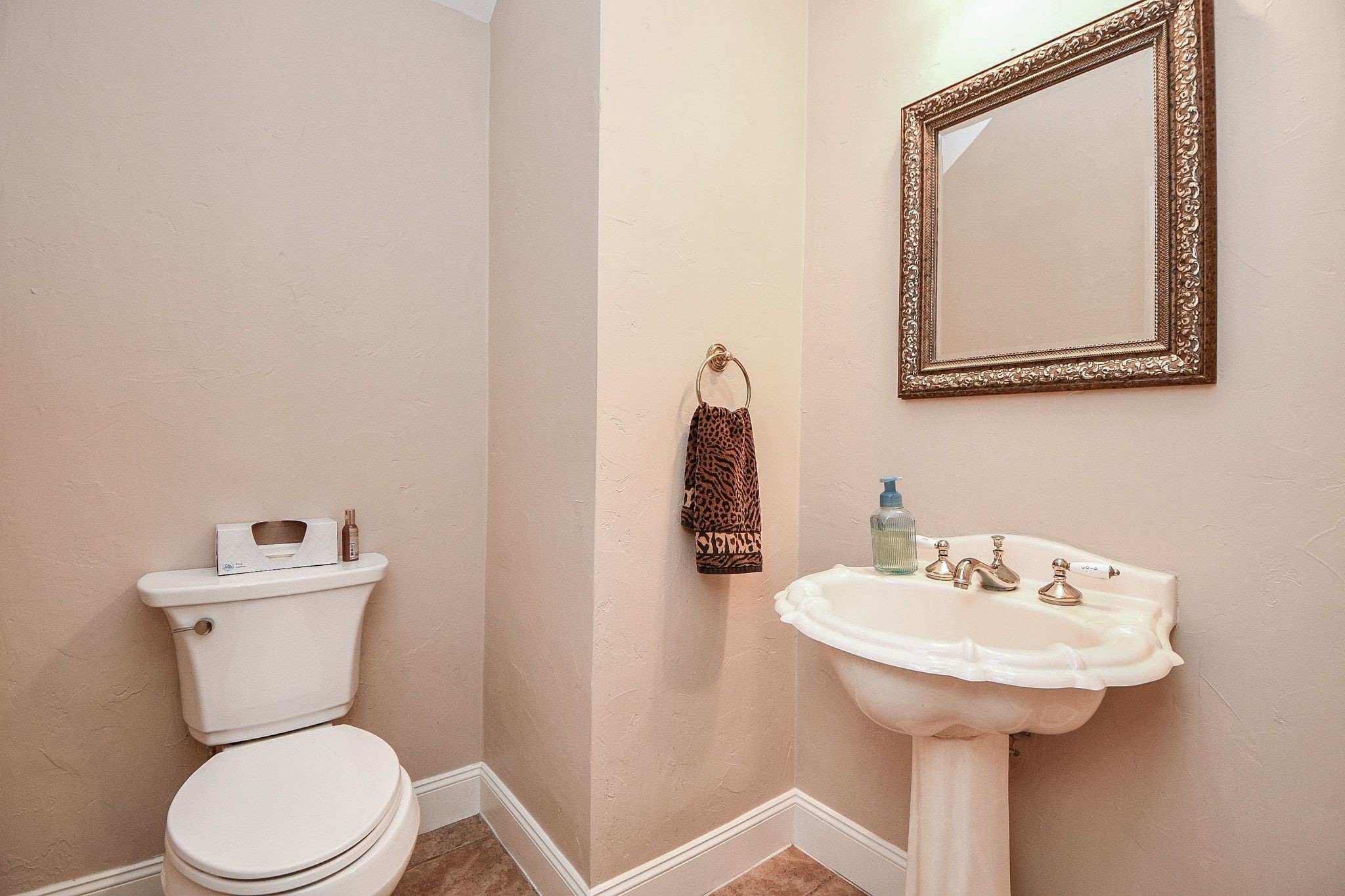 5430 Davids Bend Drive Property Photo 8
