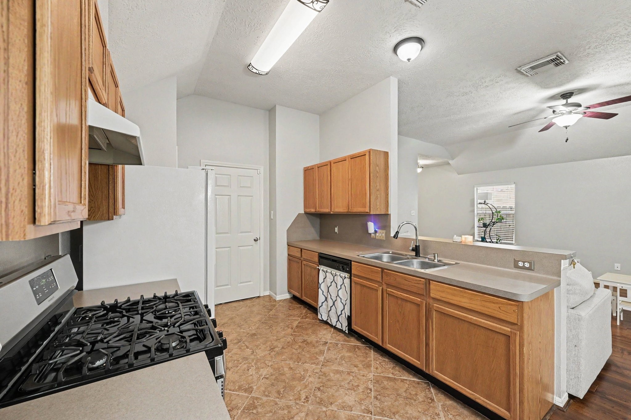 12807 Claycliff Court Property Photo 17