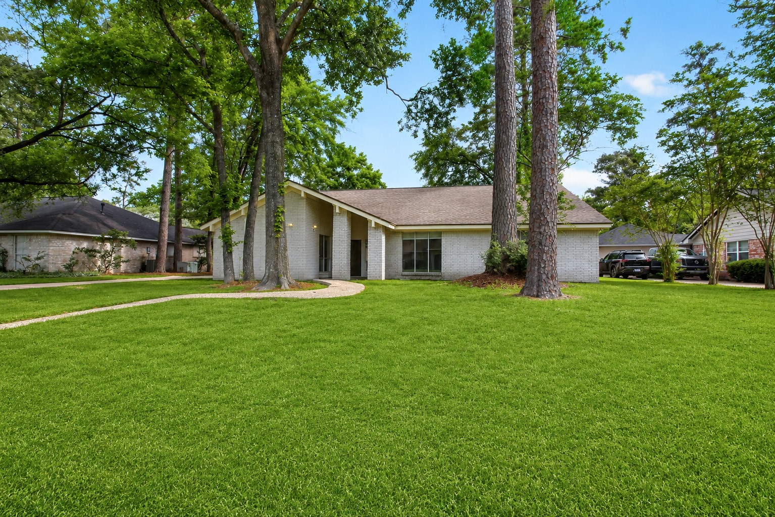 1927 Hidden Creek Drive Property Photo 14