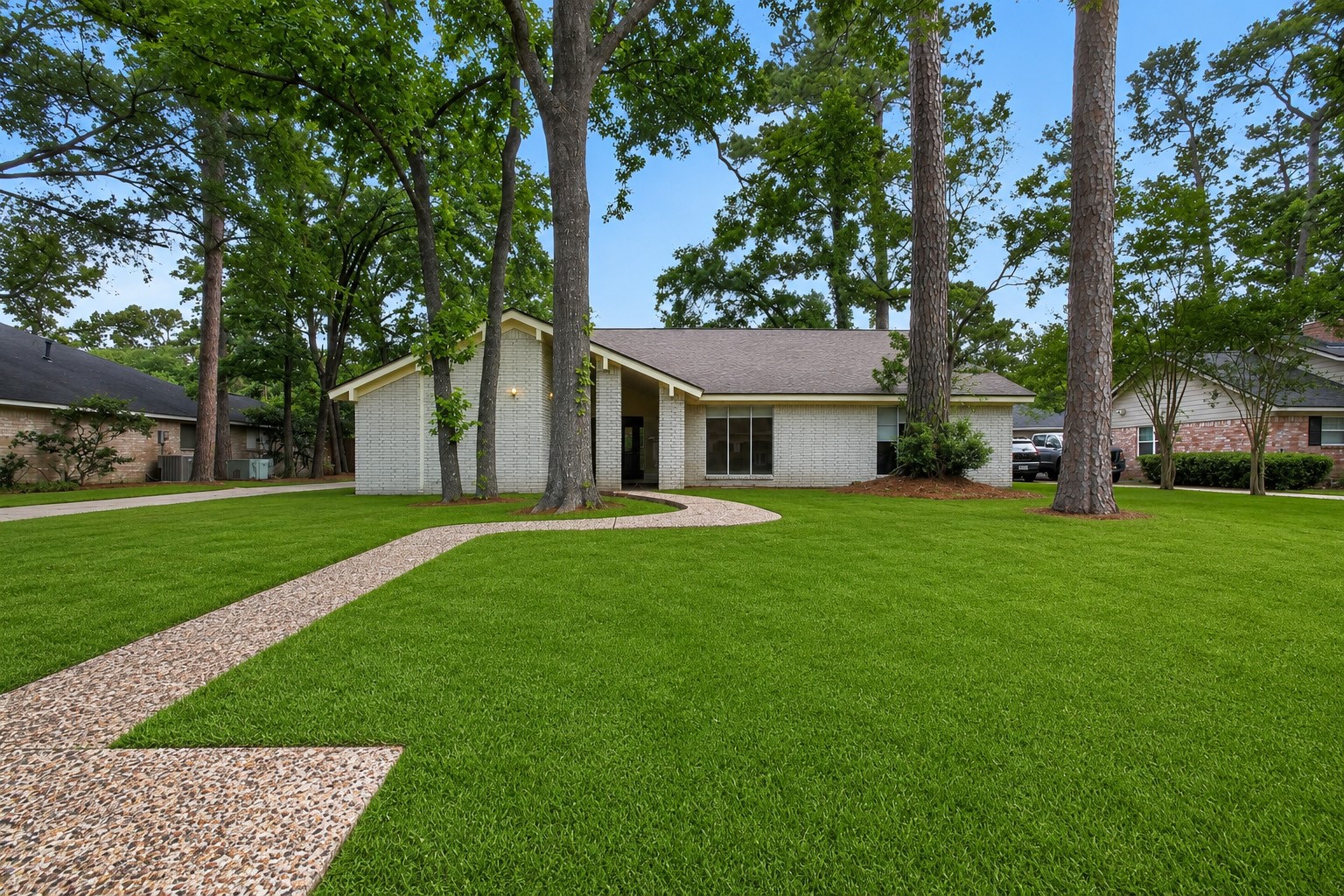 1927 Hidden Creek Drive Property Photo 15
