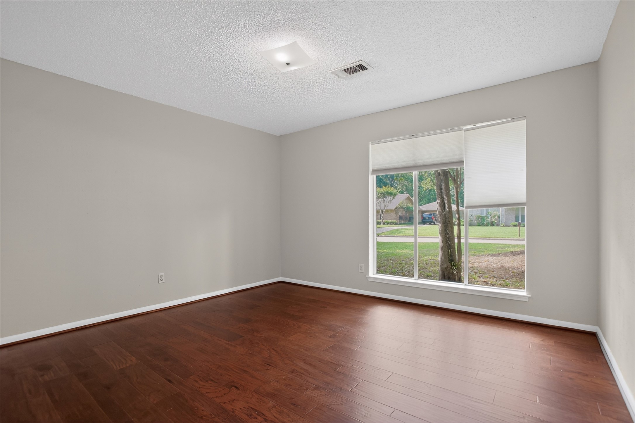 1927 Hidden Creek Drive Property Photo 43