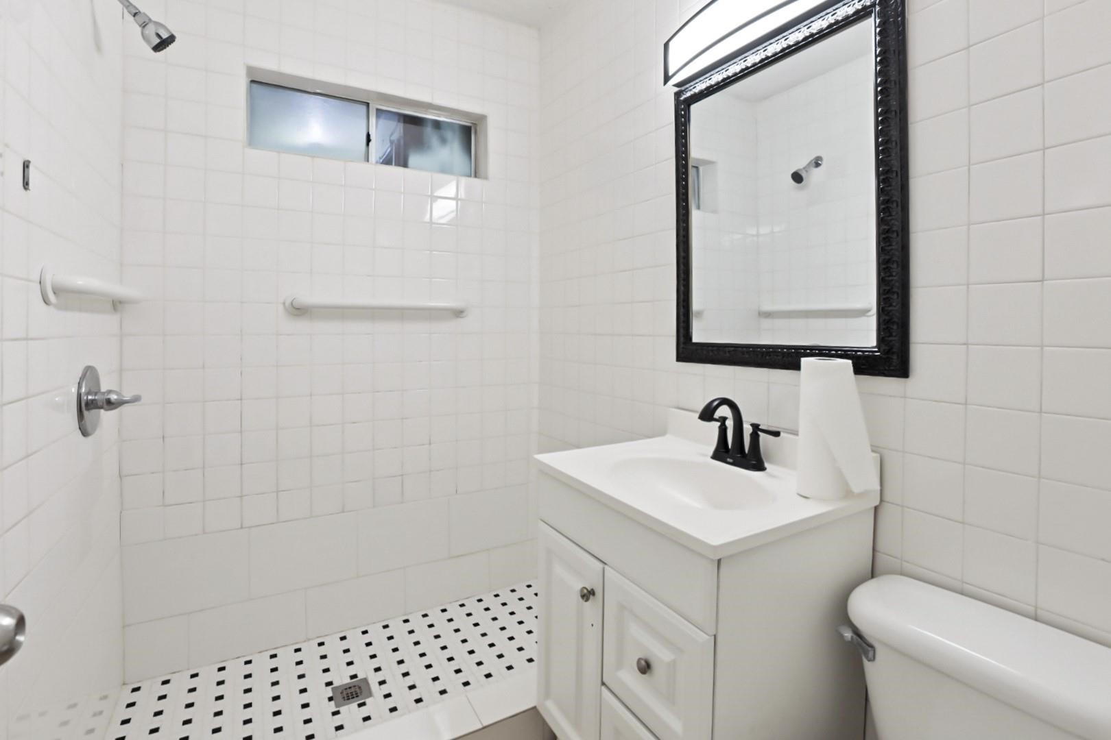 2111 3rd Street Property Photo 9