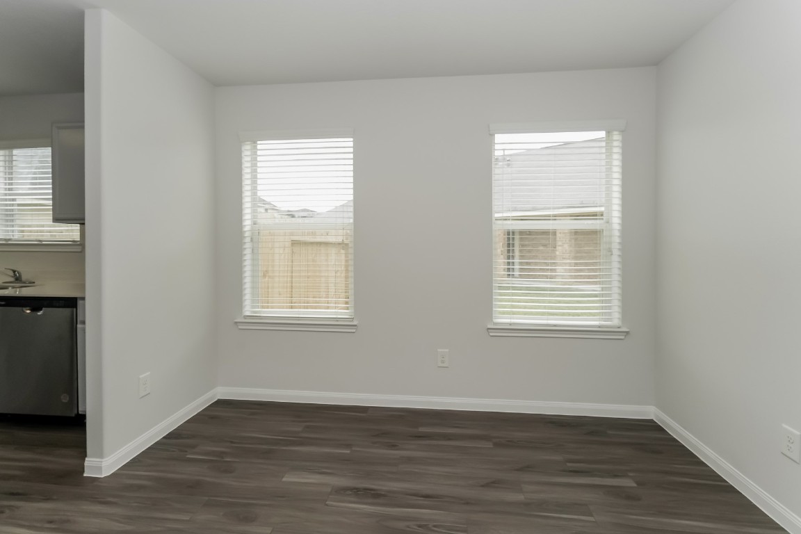 2410 High Island Way Property Photo 6