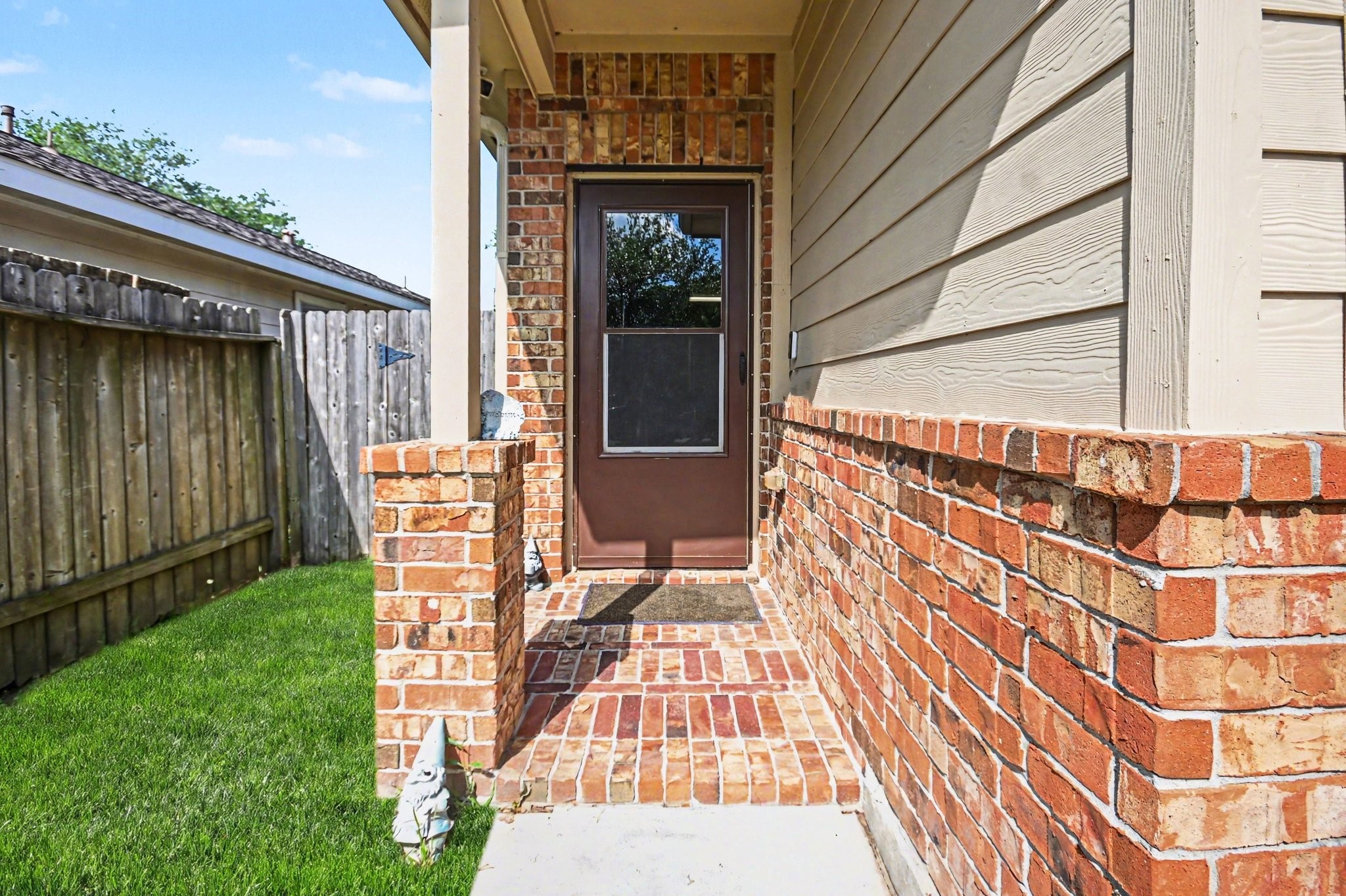 10019 Meadow Mill Forest Lane Property Photo 2