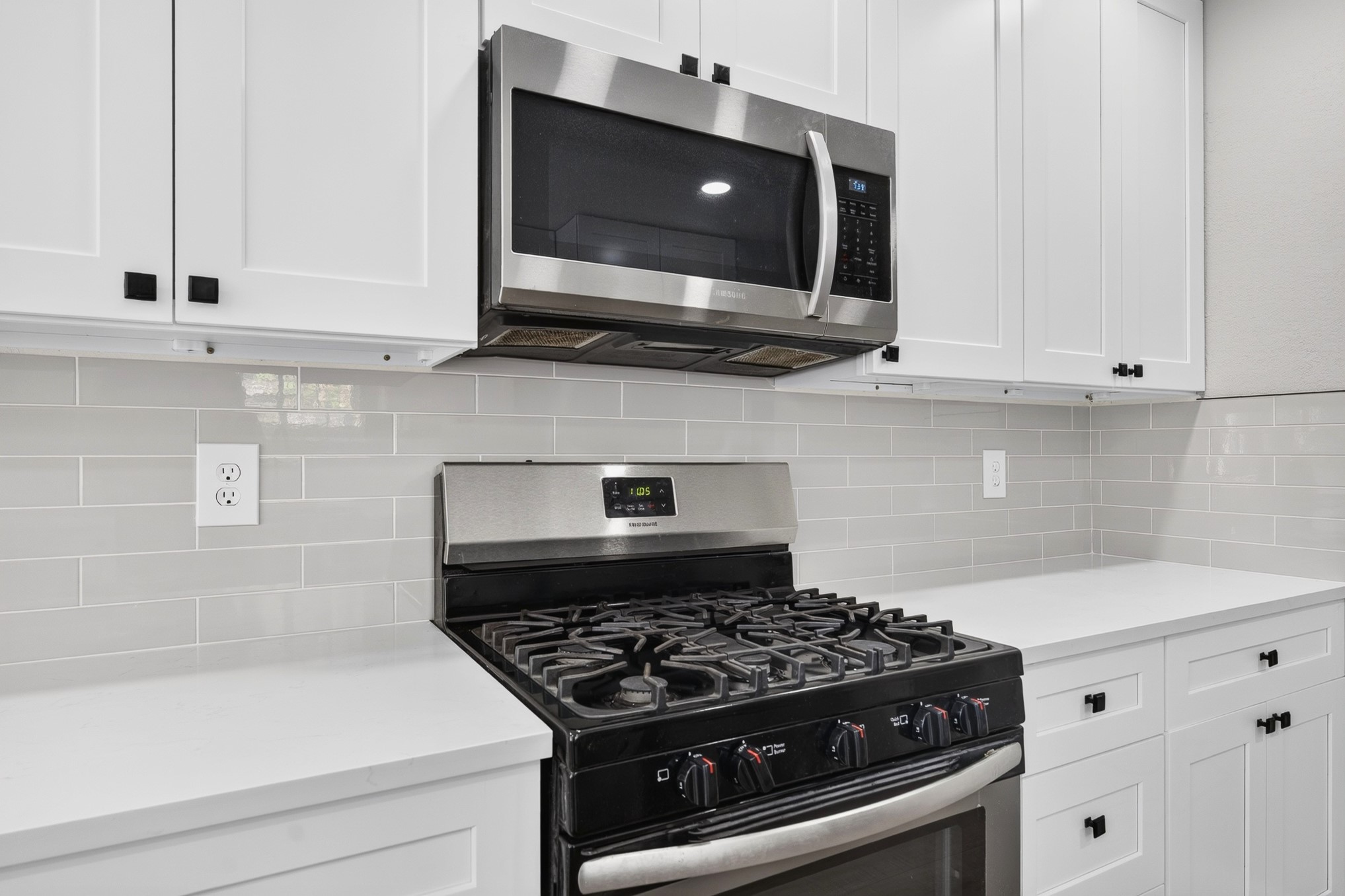2218 Pincher Creek Drive Property Photo 15