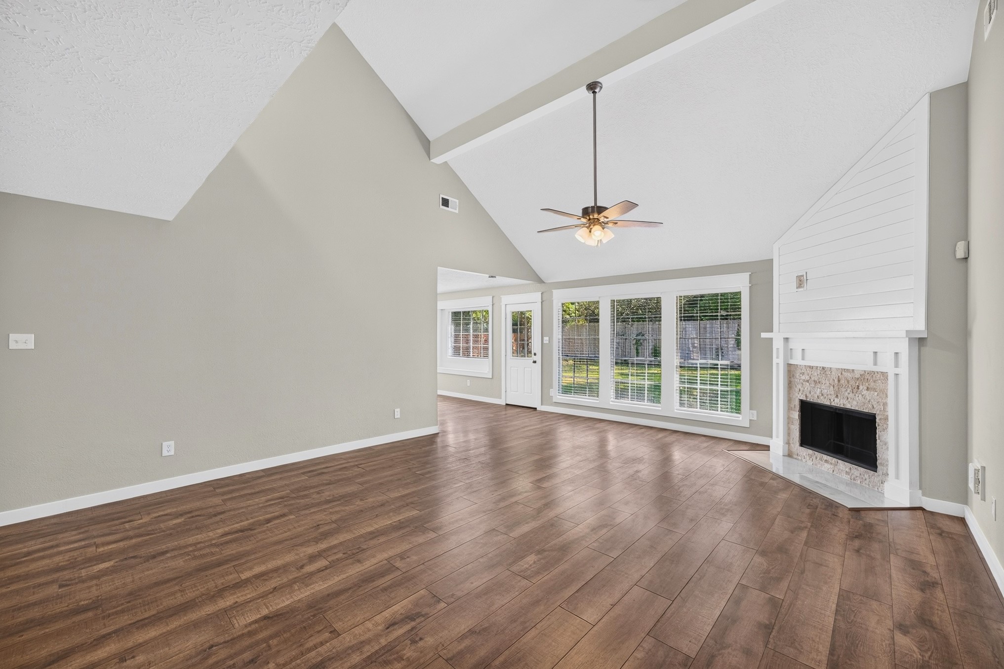 2218 Pincher Creek Drive Property Photo 18