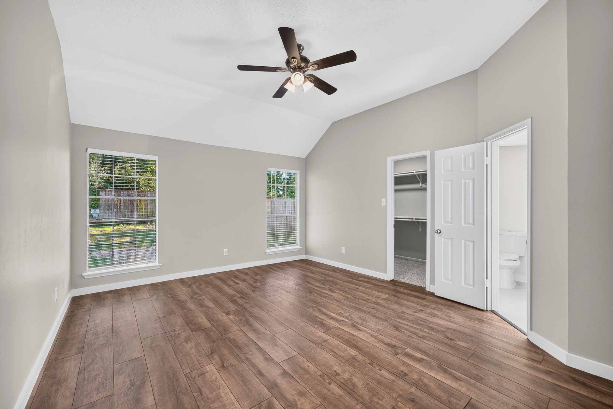 2218 Pincher Creek Drive Property Photo 28